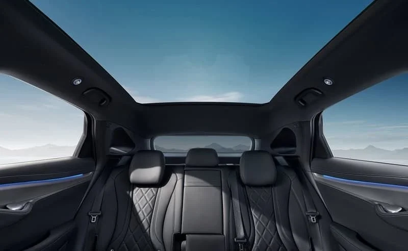 BYD SEAL เบาะนั่งภายในด้านหลัง