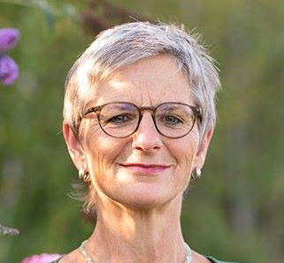 Wandel durch Yoga mit Susanne Hardt