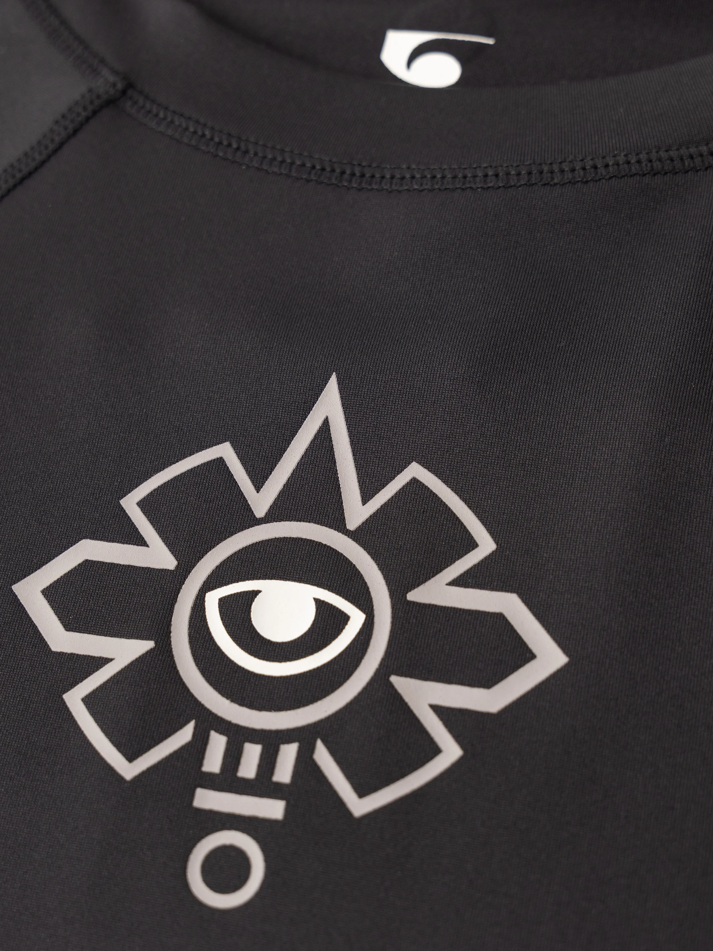 santo-fi- rashguard.jpg