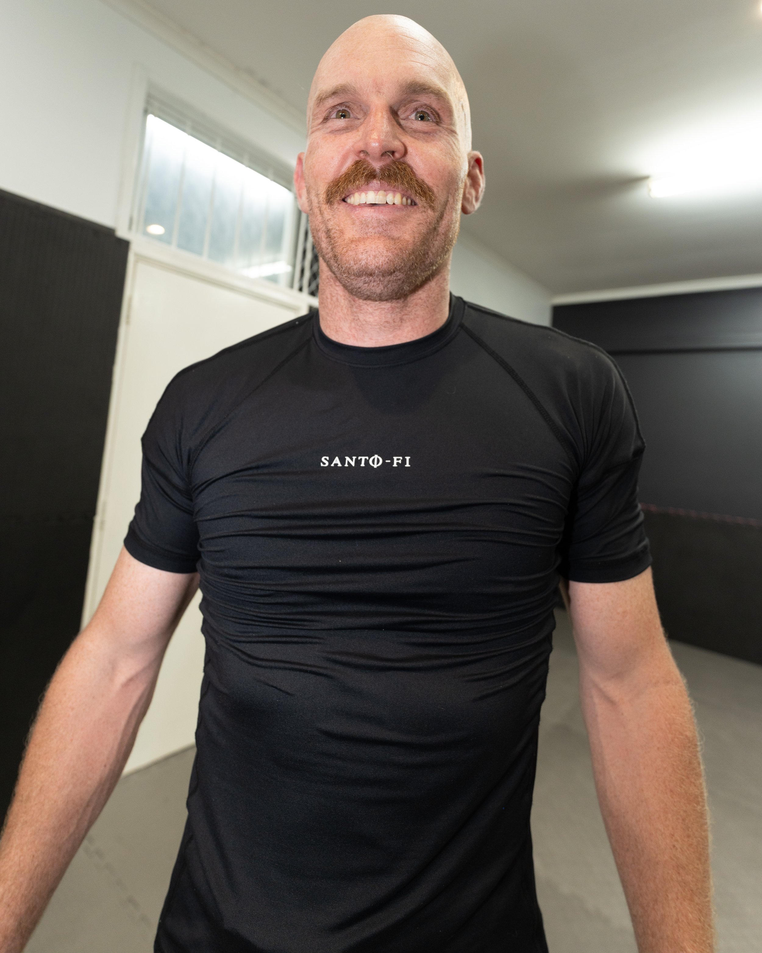 SANTO-FI short sleeve rashguard on athlete