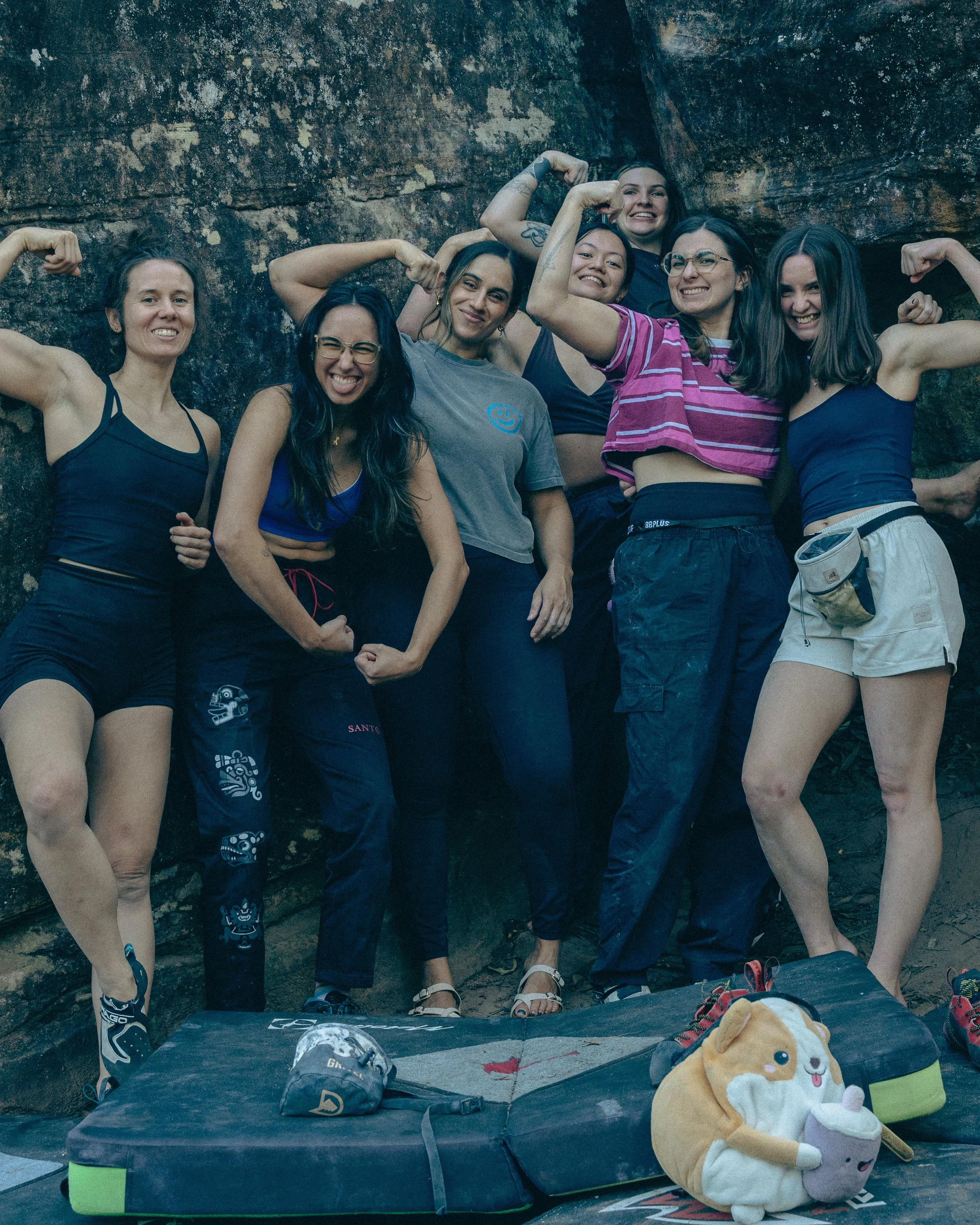 santo-fi- women's outdoor bouldering - photos-9.JPG