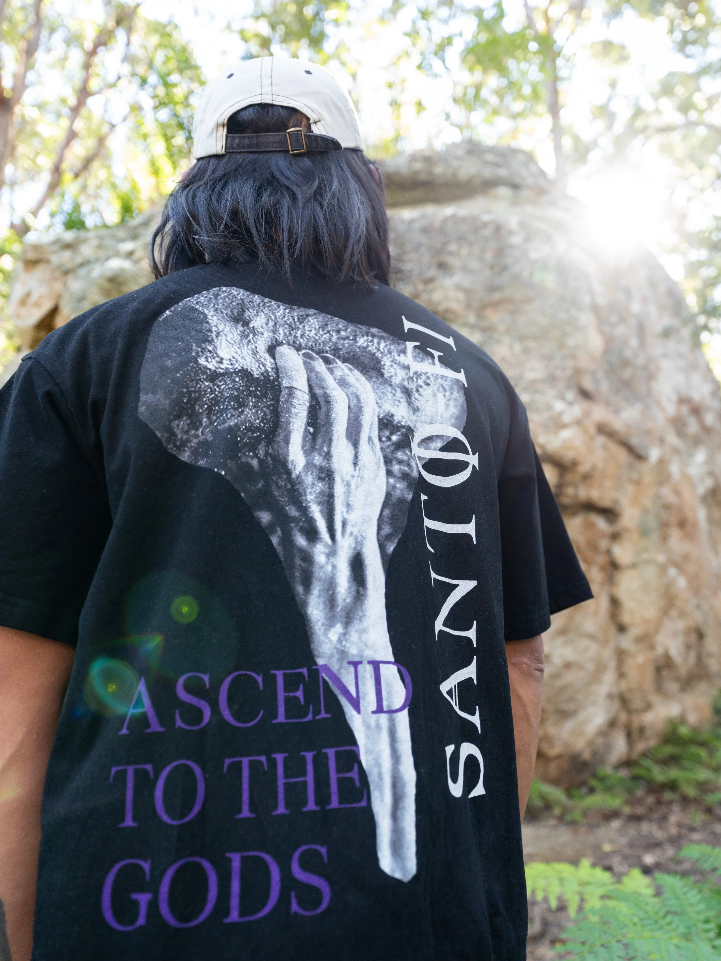 santo-fi- ascendtogods-ed-mtniderry.jpg