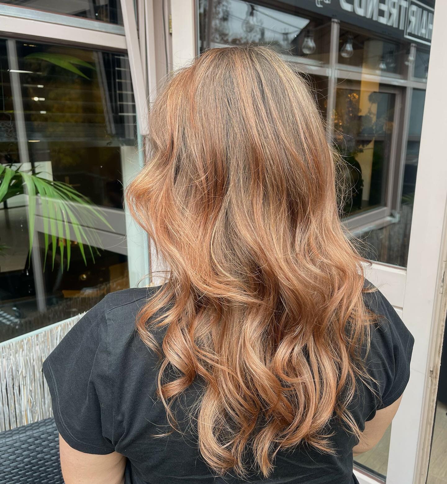 Caramel balayage 🍂🍁 #wellahair #colortouchwella #olaplextreatment