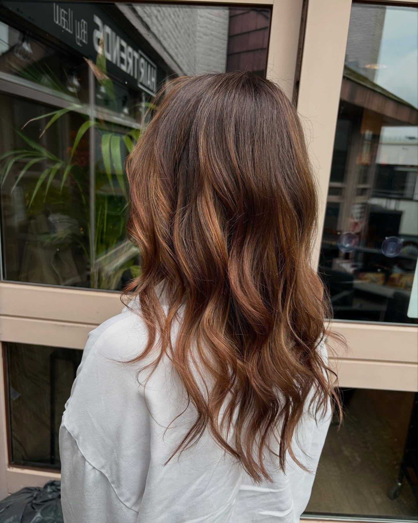 Warm honey brunnette balayage 🥰🍯