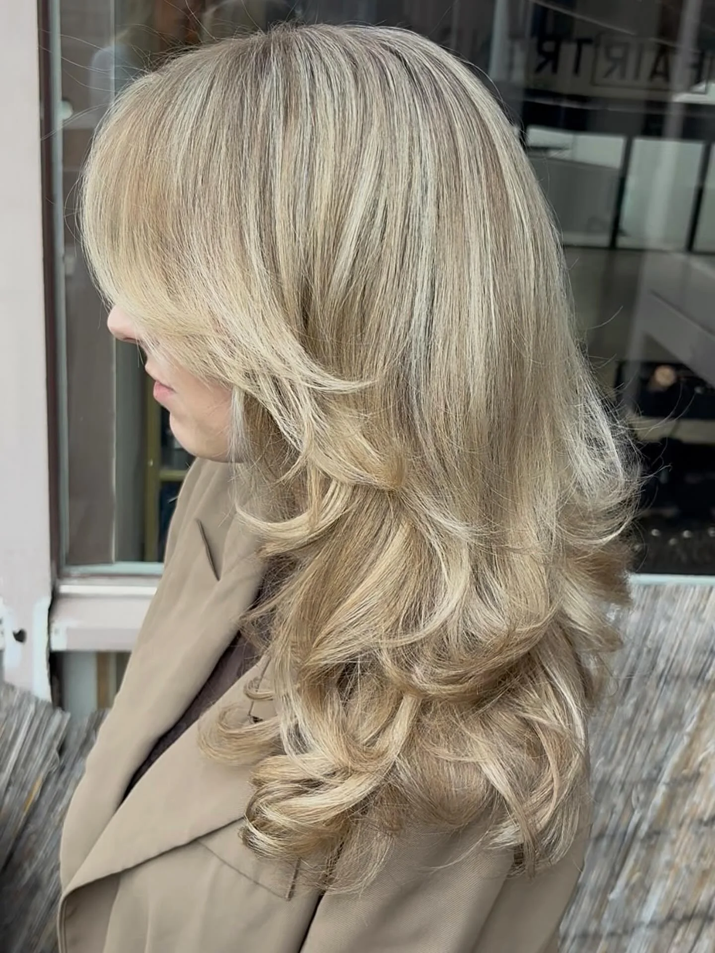 Creamy vanille blonde 🤍 #redkenshades #olaplextreatment #fullheadhighlights