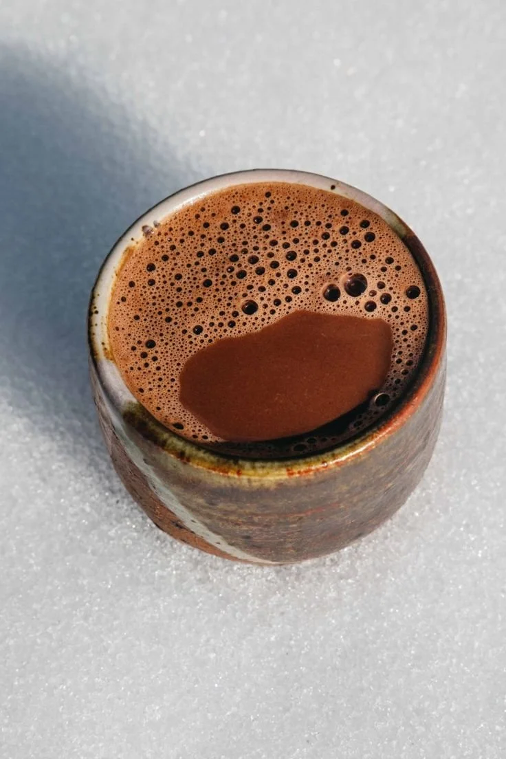 🌿 The Magic of Ceremonial Cacao 🍫

Ceremonial cacao, cherished by ancient Maya and Aztec cultures, was used in sacred rituals, spiritual ceremonies, and healing practices. Today, it&rsquo;s celebrated for its profound benefits:

Health Benefits:
Ri