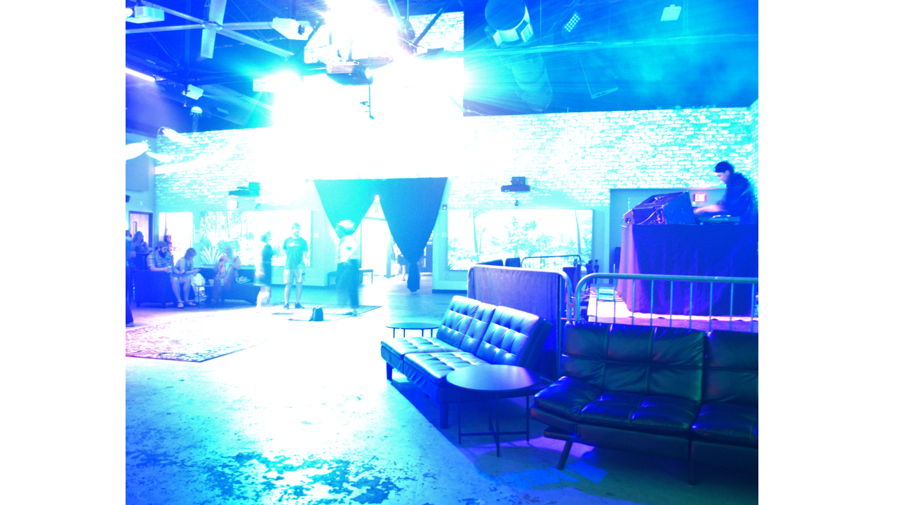 third room image 12.png