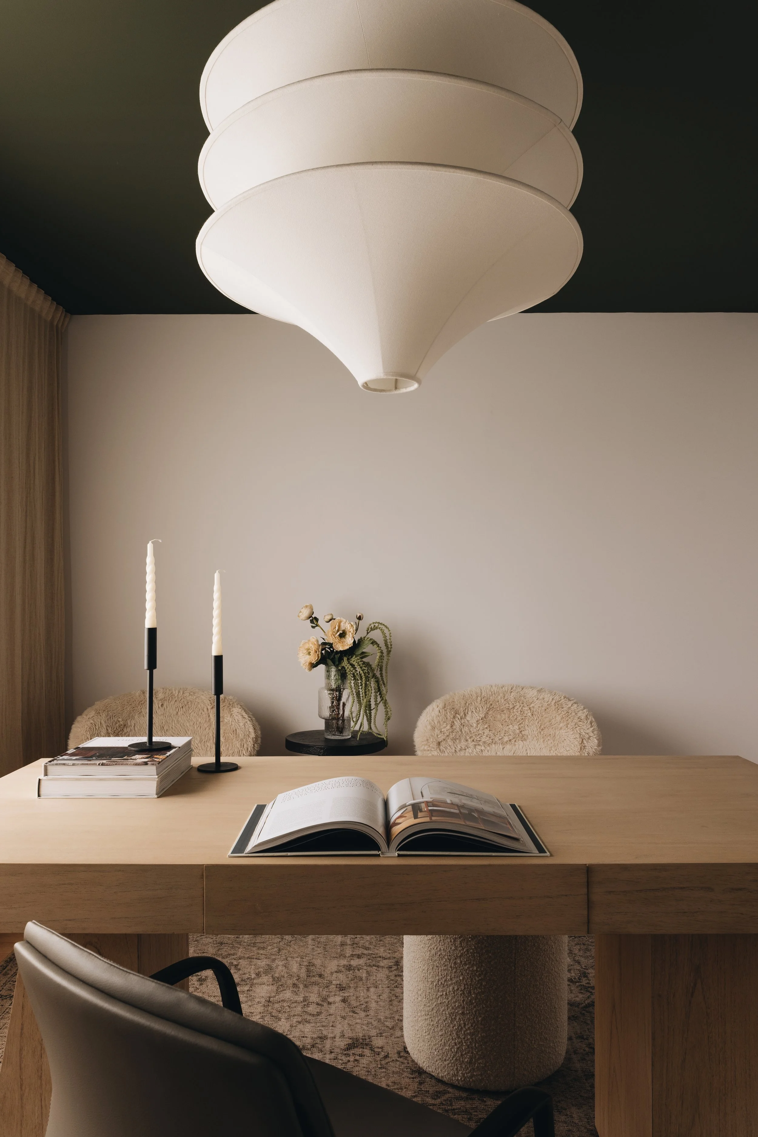 Bureau haut de gamme.jpg