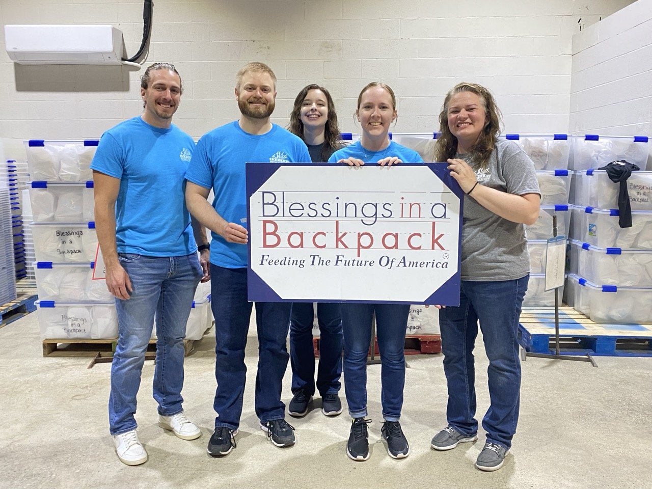 IPT Huntington & Columbia City Clinics Volunteer with Blessings in a Backpack