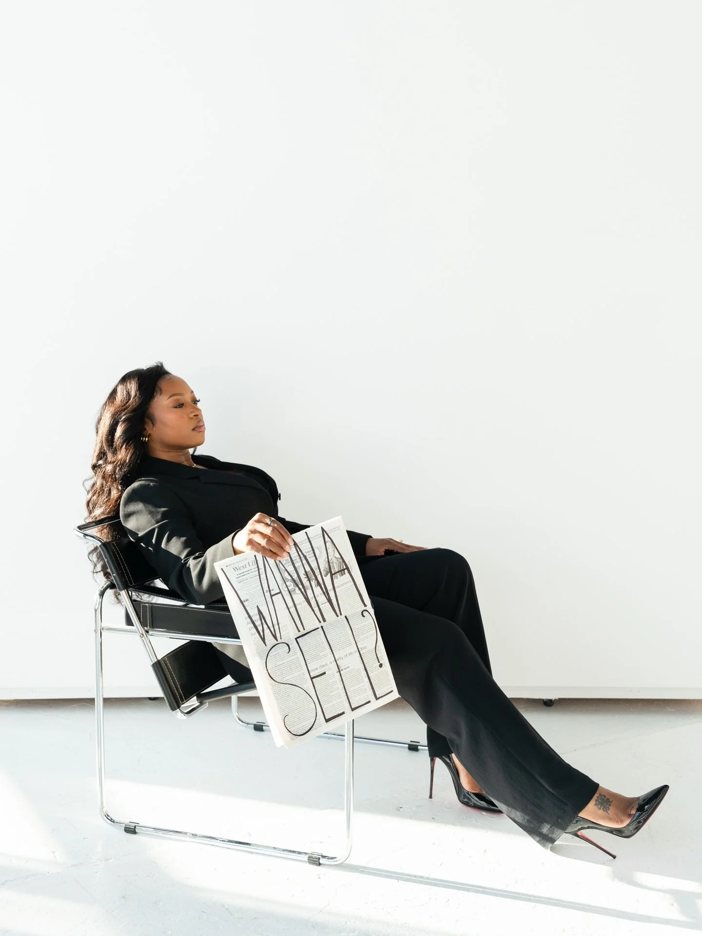 Part TWO to the Realtor CEO day I shared a few days ago 

For the second half of our time together, we went to @thequestudio and grabbed neutral studio portraits which will be the perfect touch for socials or business cards! 

I&rsquo;m now booking M