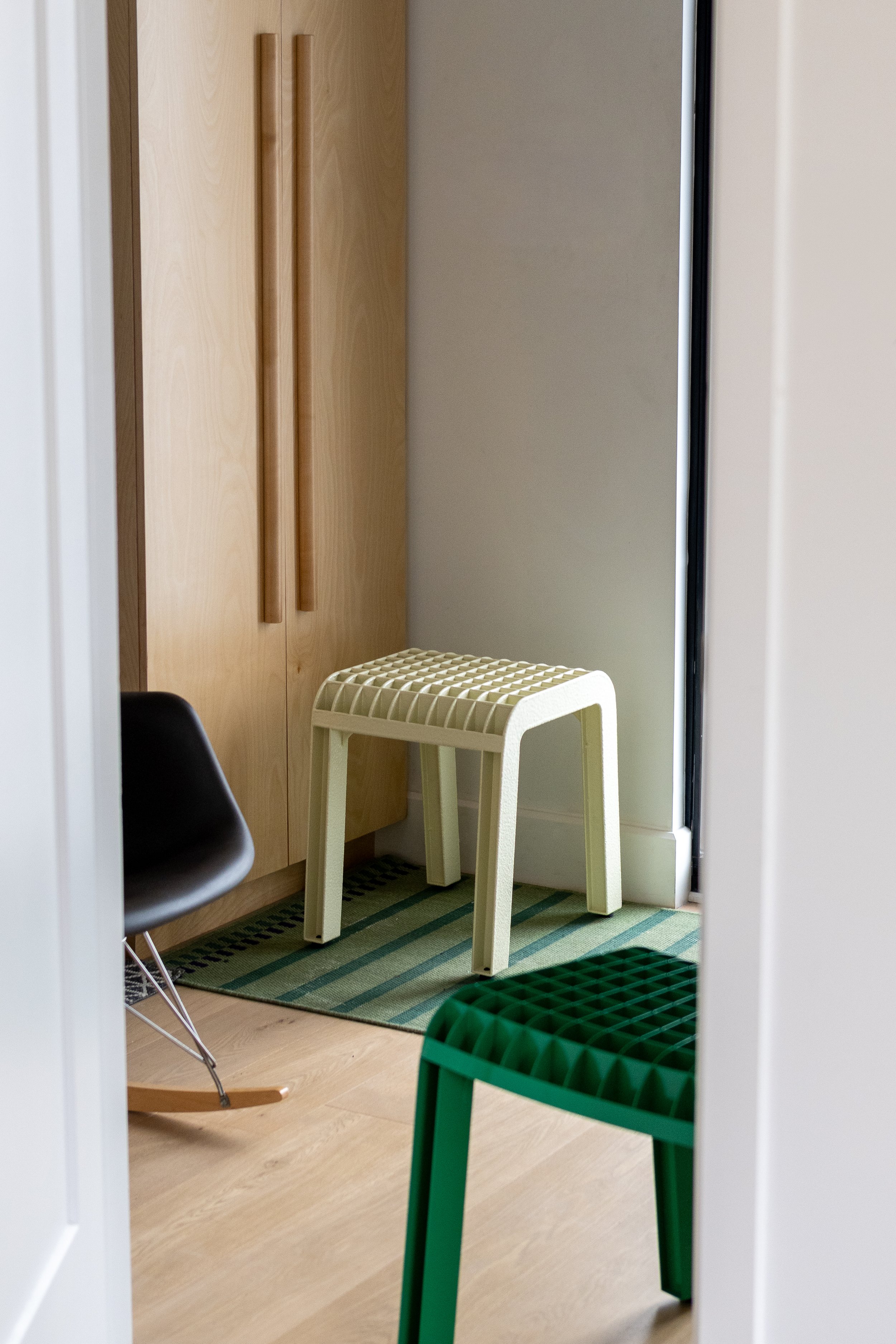 StudioOfficiel_Caillebotis_Curved+butter_glimpse.jpg