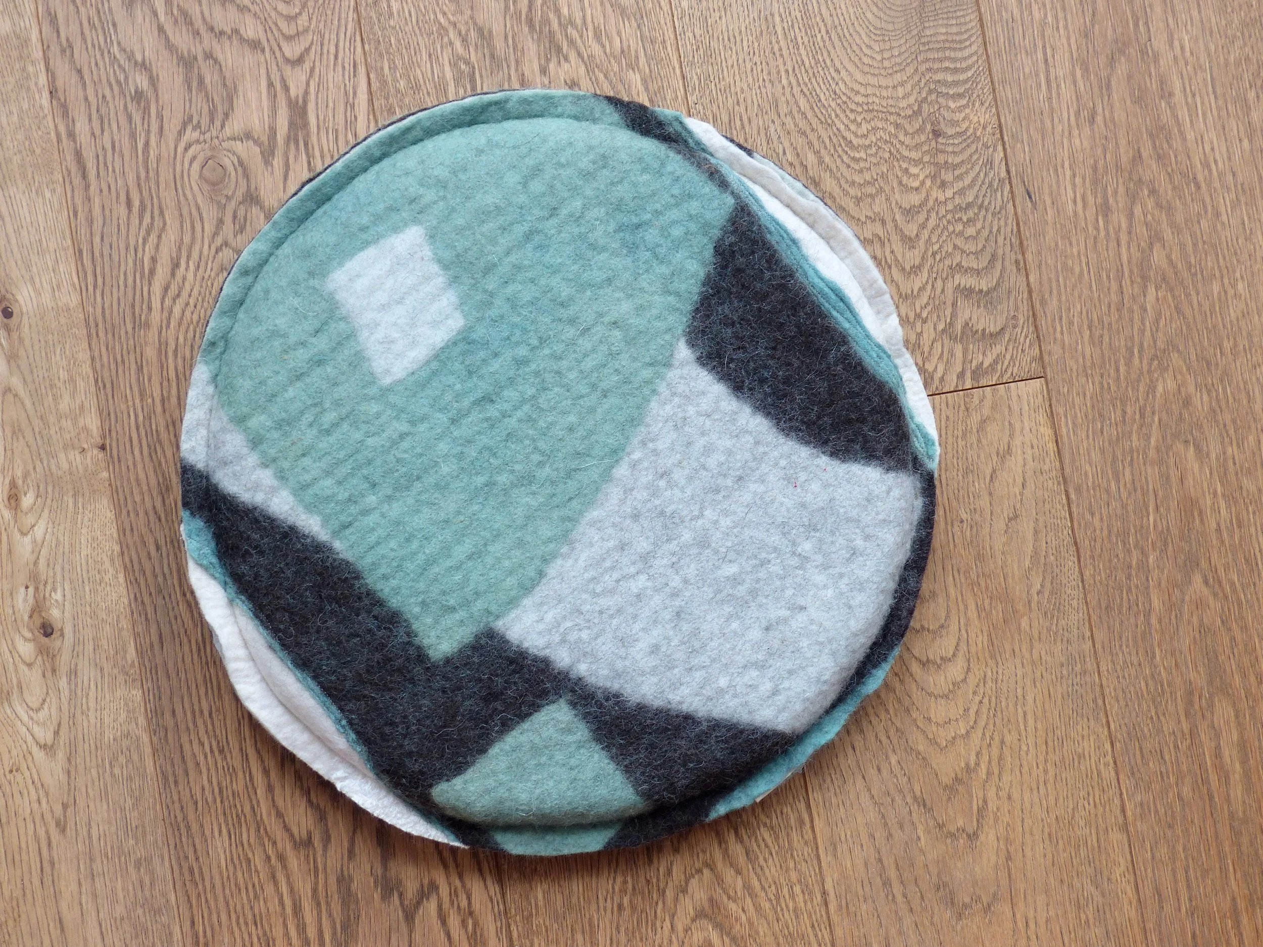 Seat cushion - 1 (2).jpeg