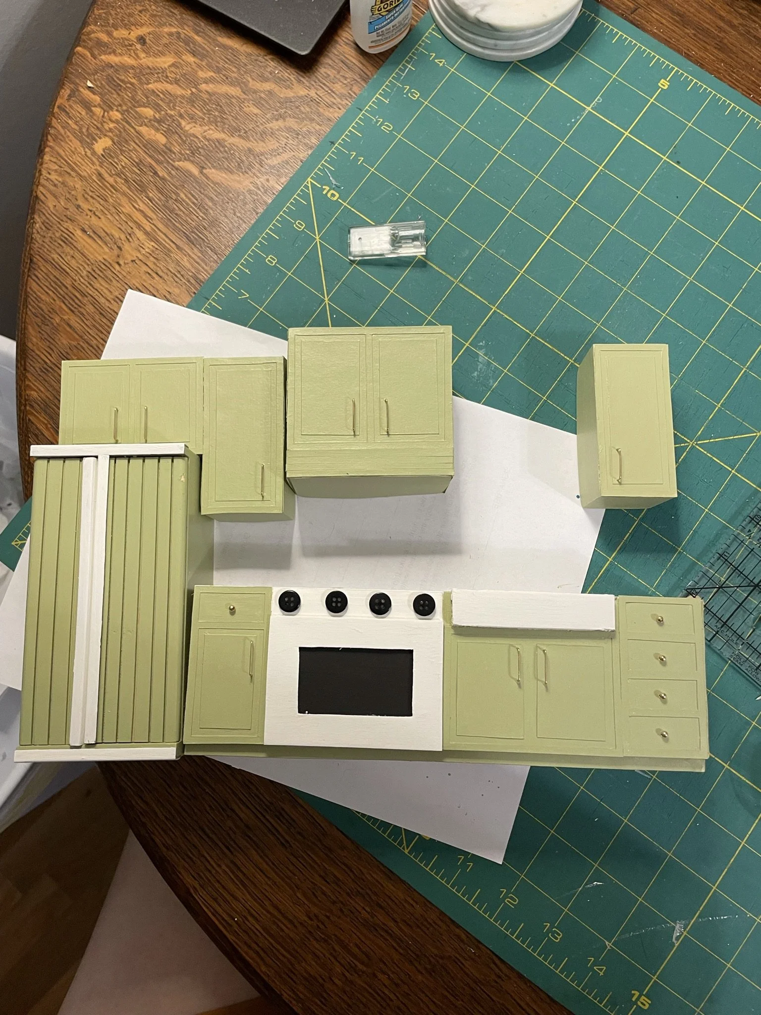 Dollhouse kitchen renovation cabinets martin-goes-mini (8).JPEG