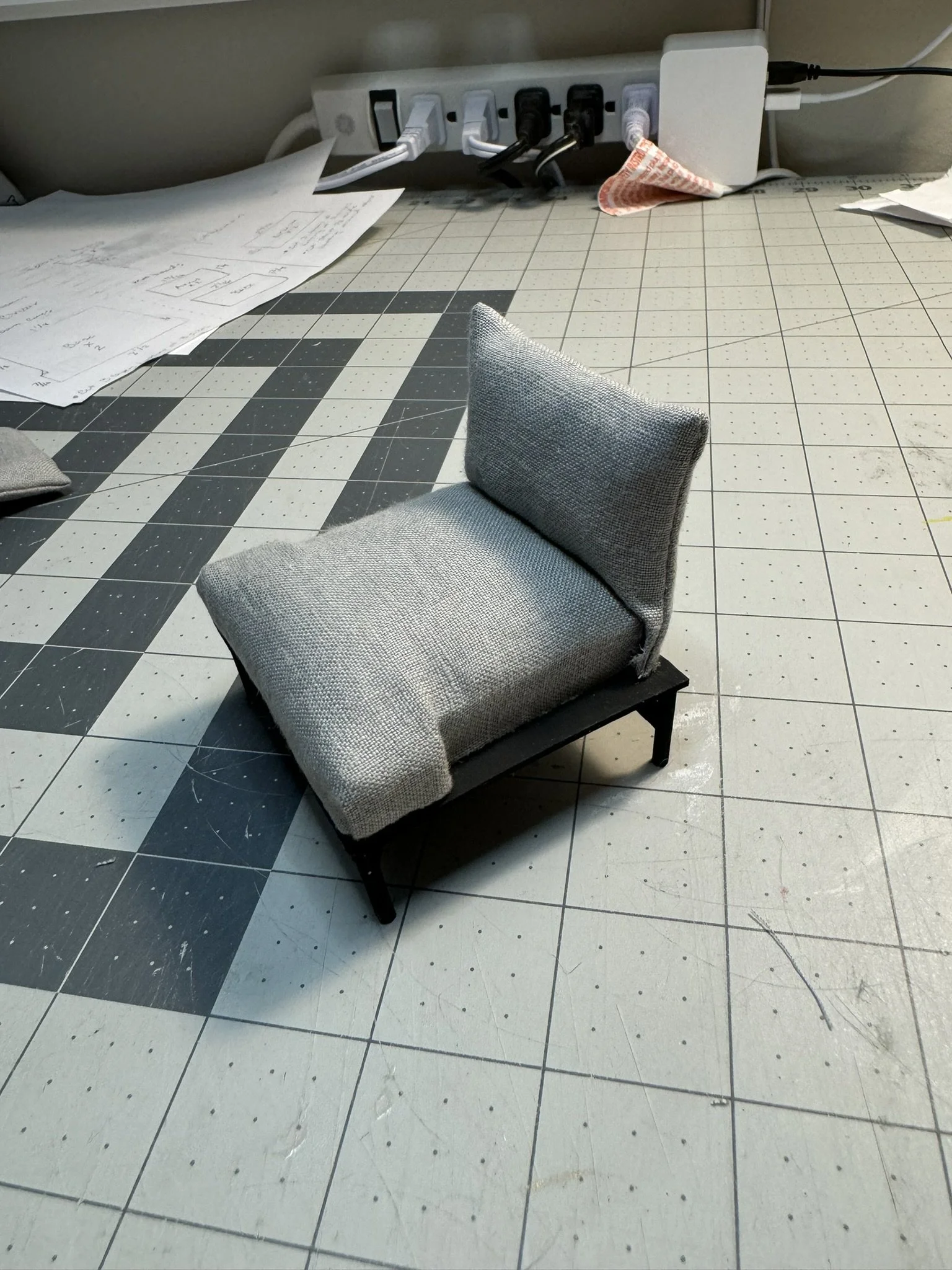 dollhouse chair tutorial penn martin goes mini (8).JPEG