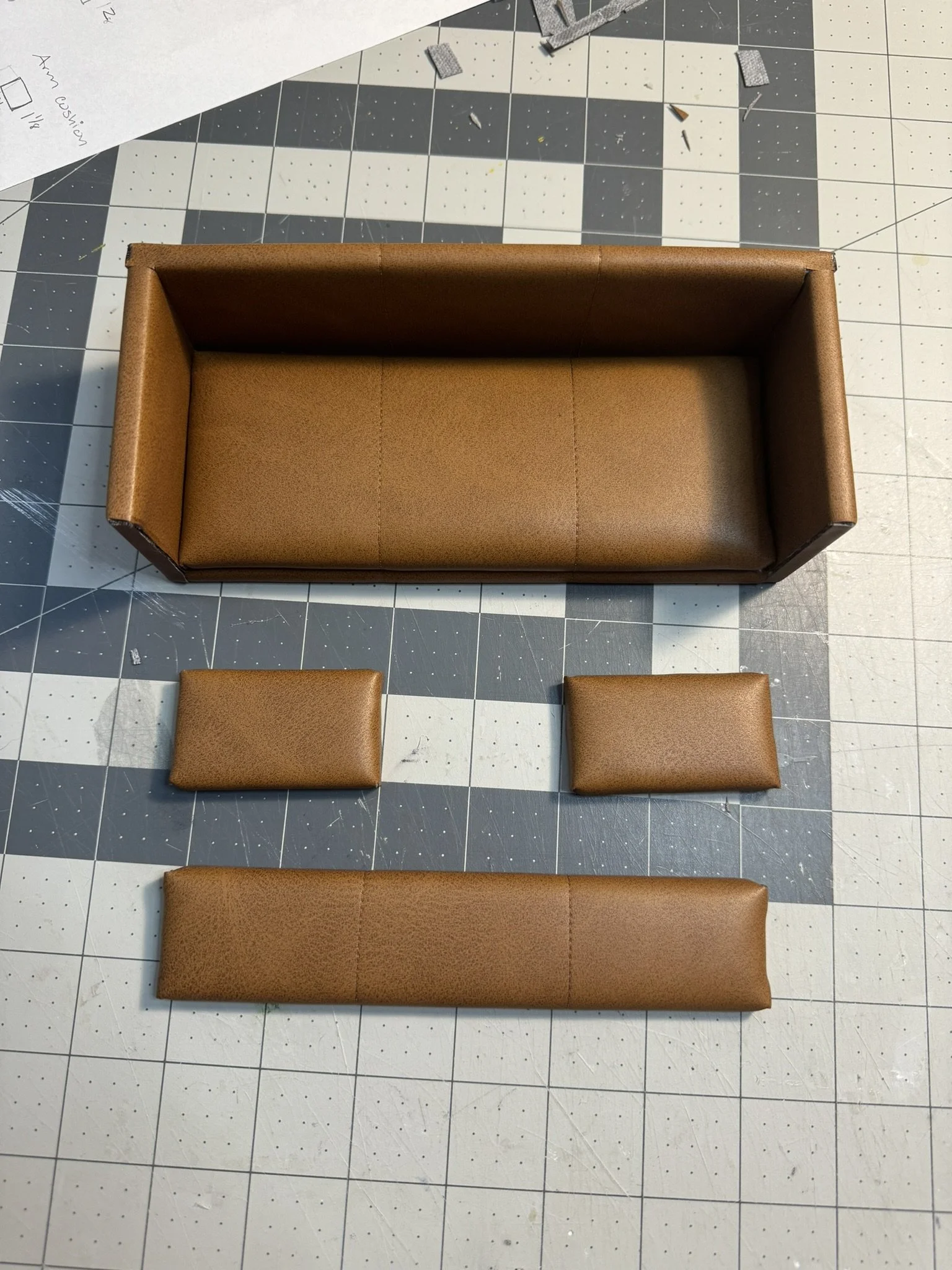 leather dollhouse sofa martin-goes-mini (31).JPEG