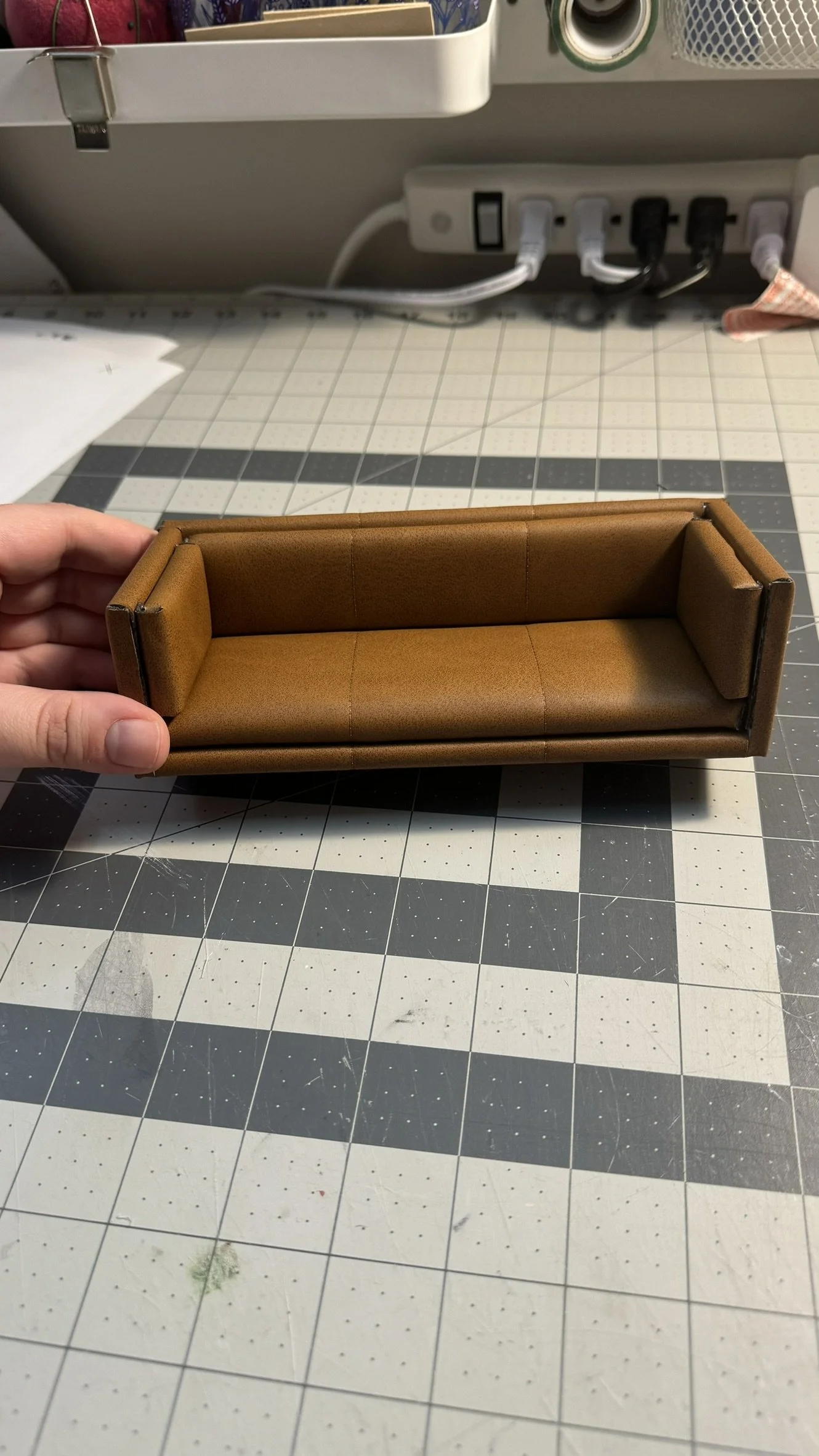 leather dollhouse sofa martin-goes-mini (32).JPEG