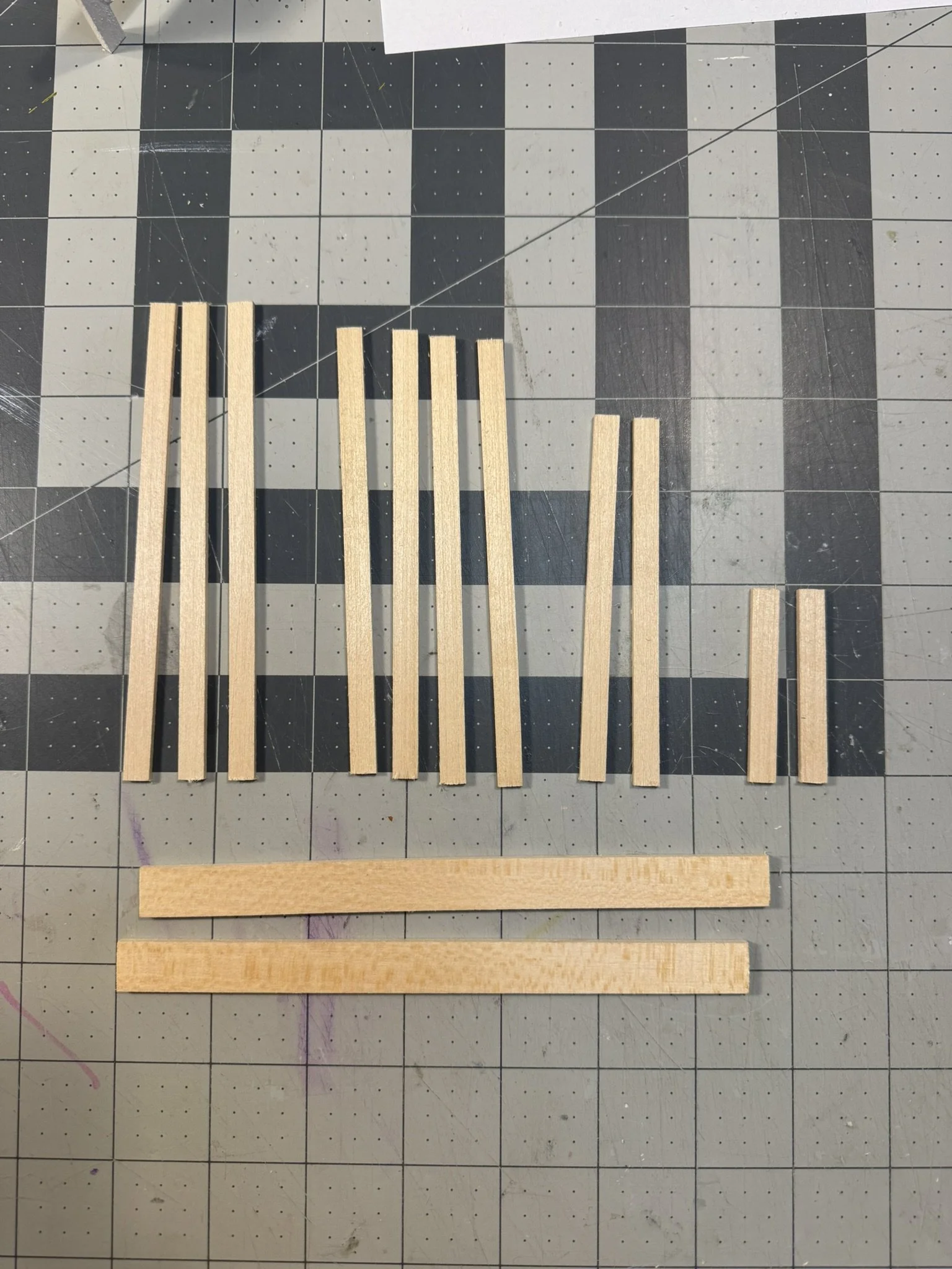Martin Goes Mini Rattan bed Dollhouse Tutorial (2).JPEG