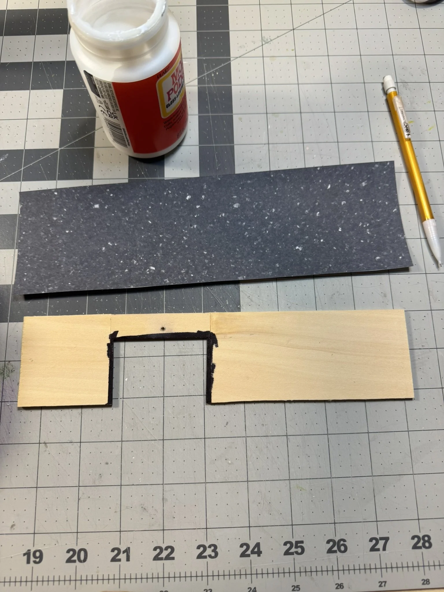 Dollhouse Kitchen Modern Martin Goes Mini (16).JPEG
