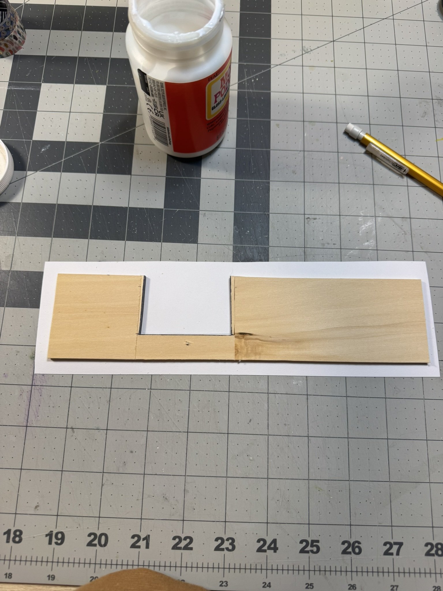 Dollhouse Kitchen Modern Martin Goes Mini (17).JPEG