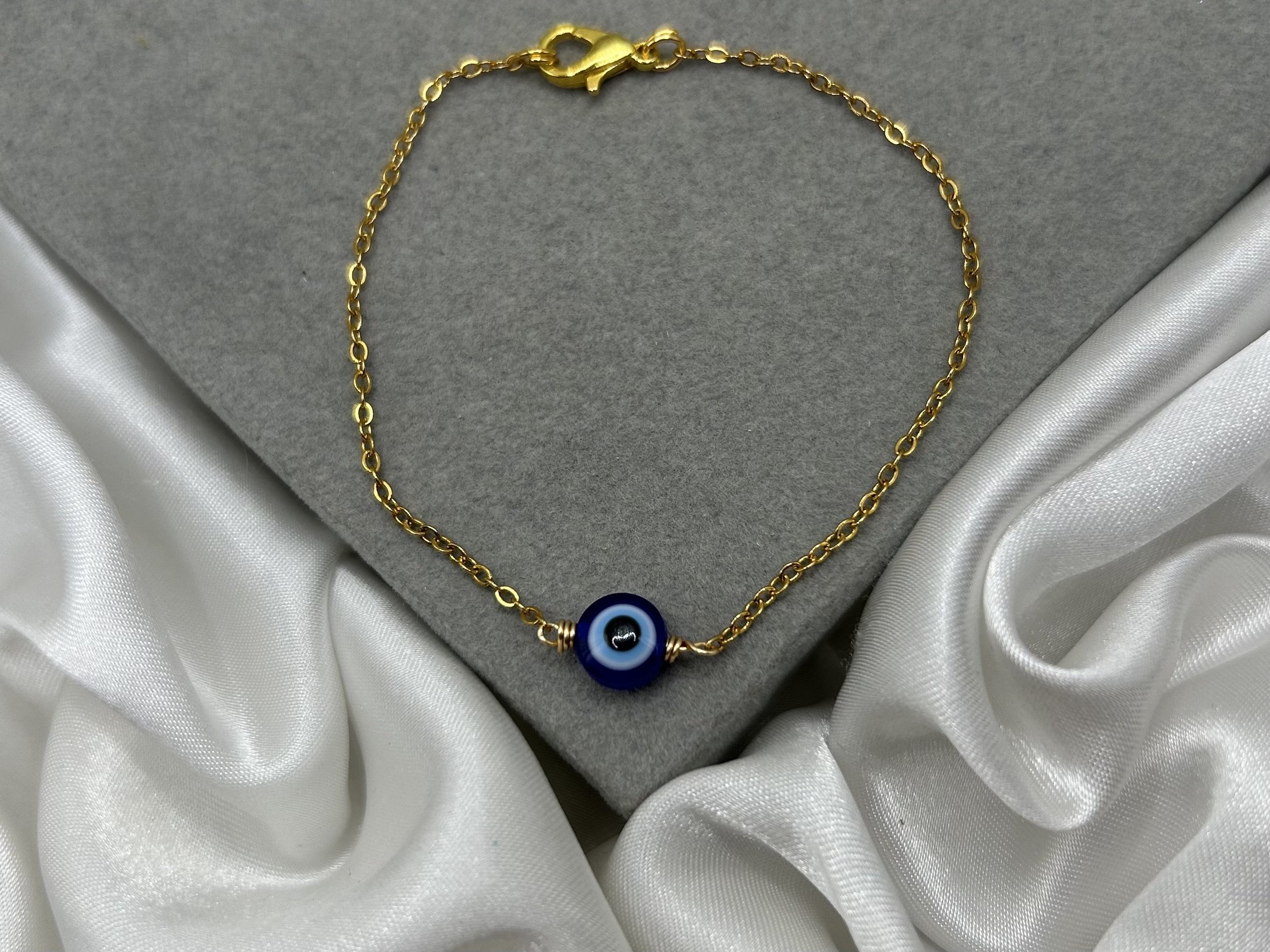 https://i.etsystatic.com/25751861/r/il/bf1945/5428278631/il_fullxfull.5428278631_p1e5.jpg