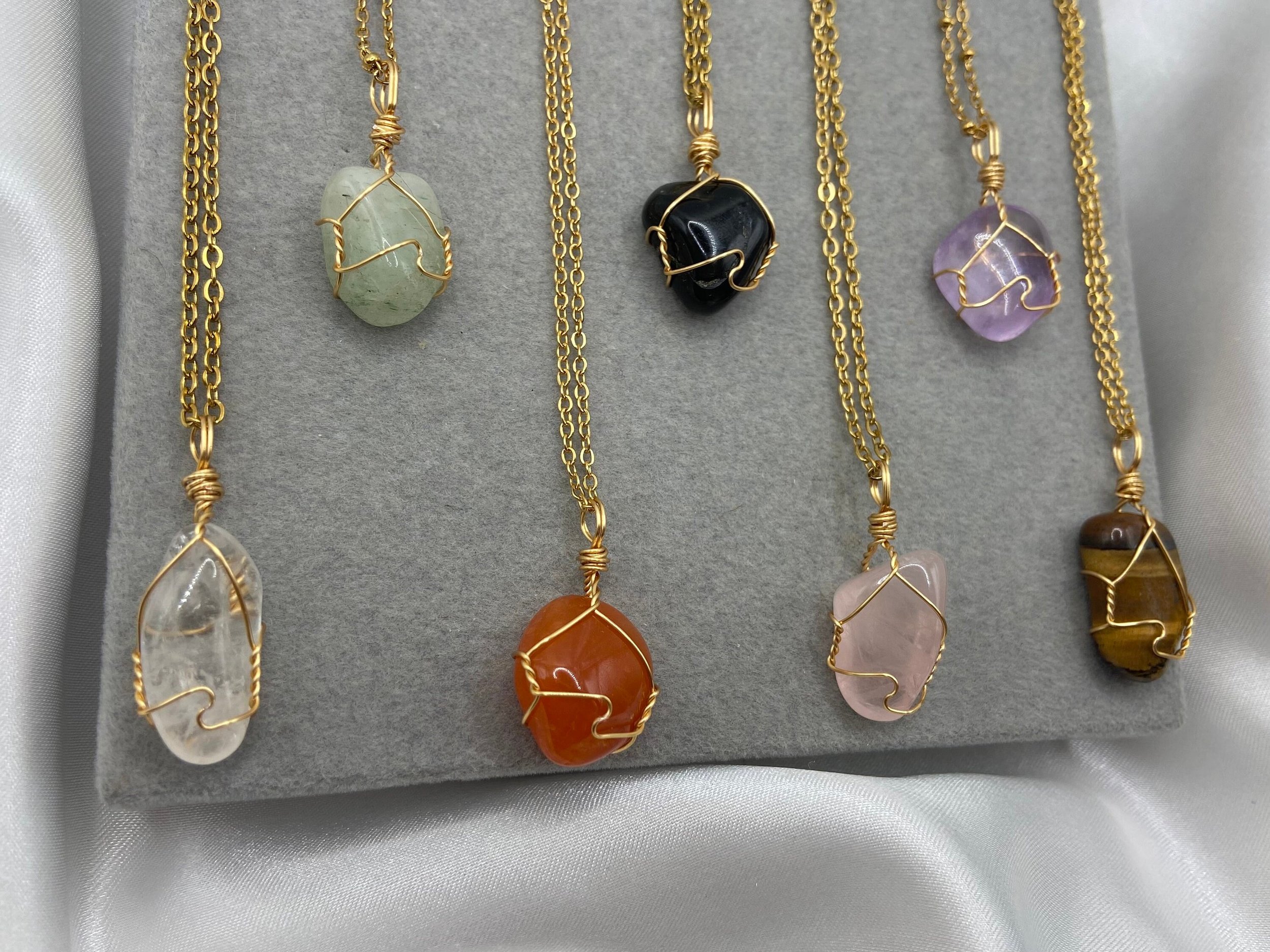 https://i.etsystatic.com/25751861/r/il/27c204/4235174299/il_fullxfull.4235174299_mb52.jpg