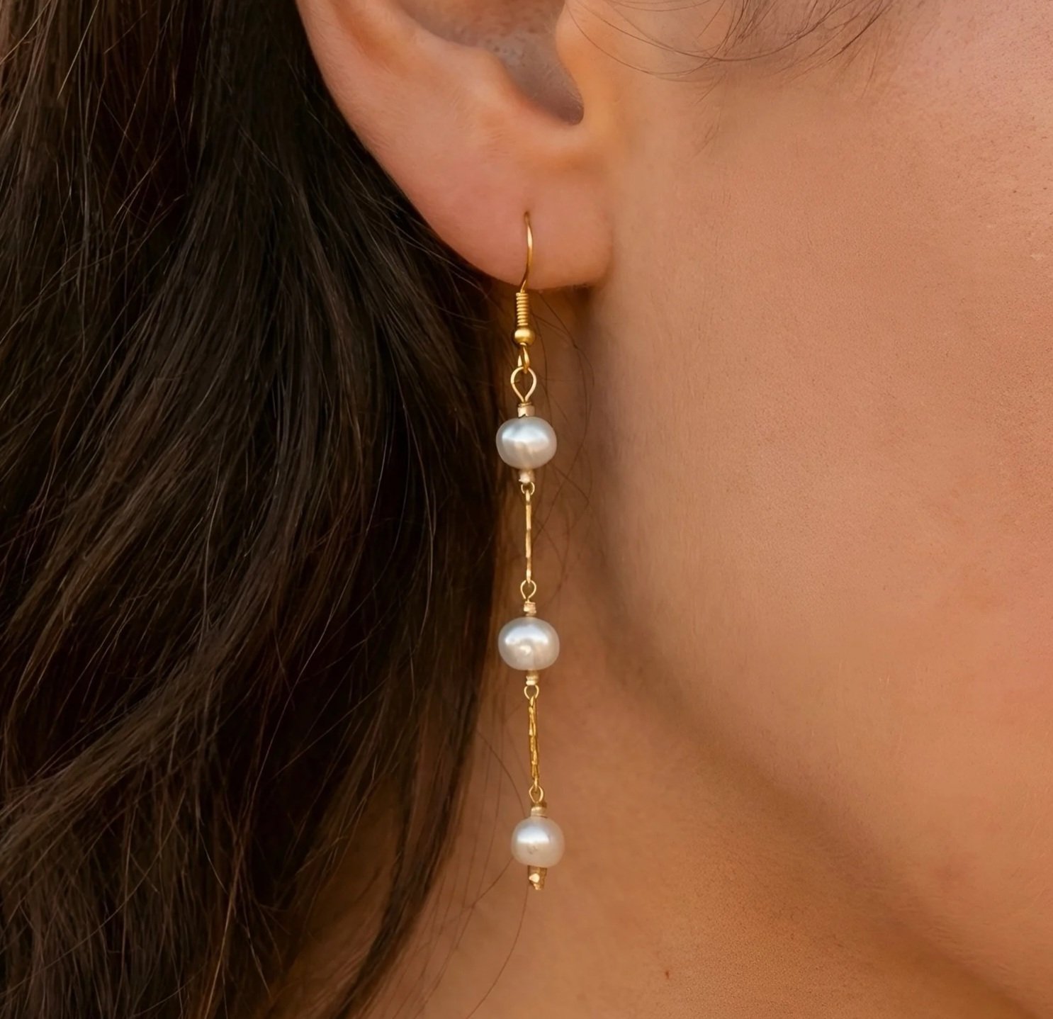 The Three Pearl Drop Earrings - Gold