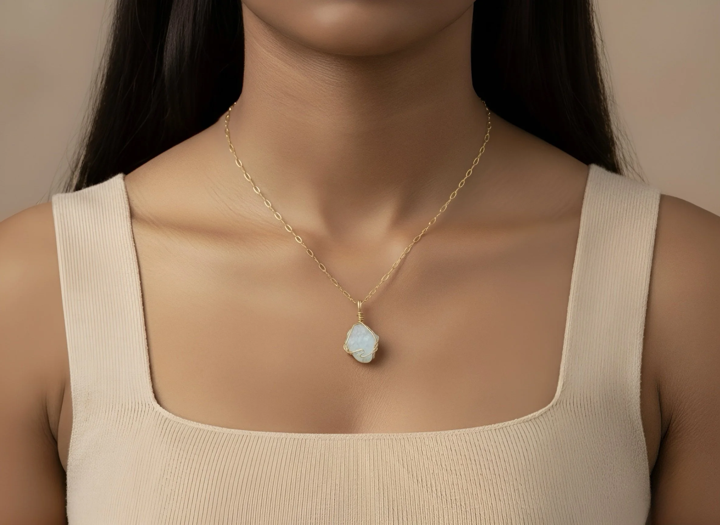 The Dainty Raw Aquamarine Crystal Necklace - Gold