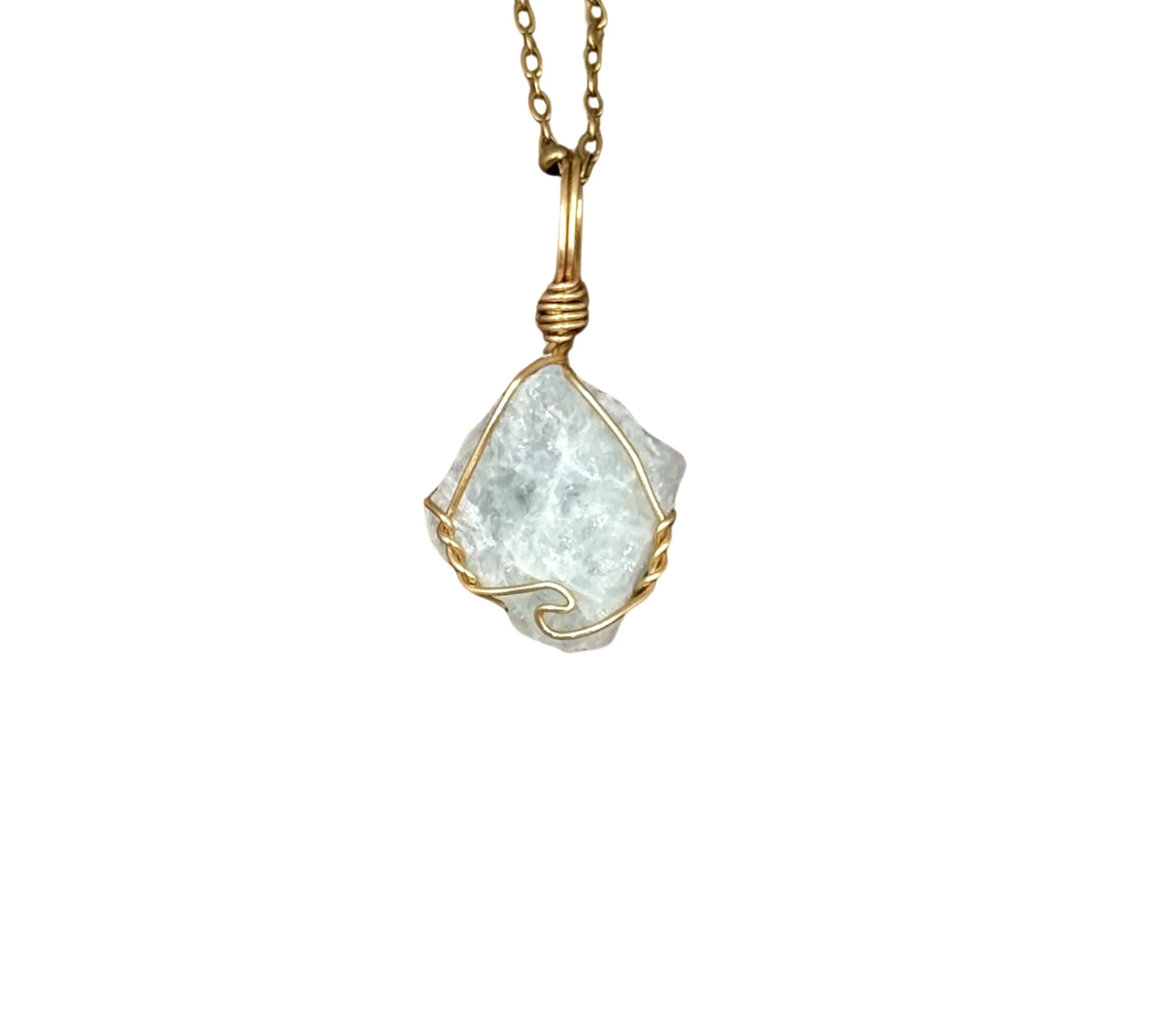 The Dainty Raw Aquamarine Crystal Necklace - Gold