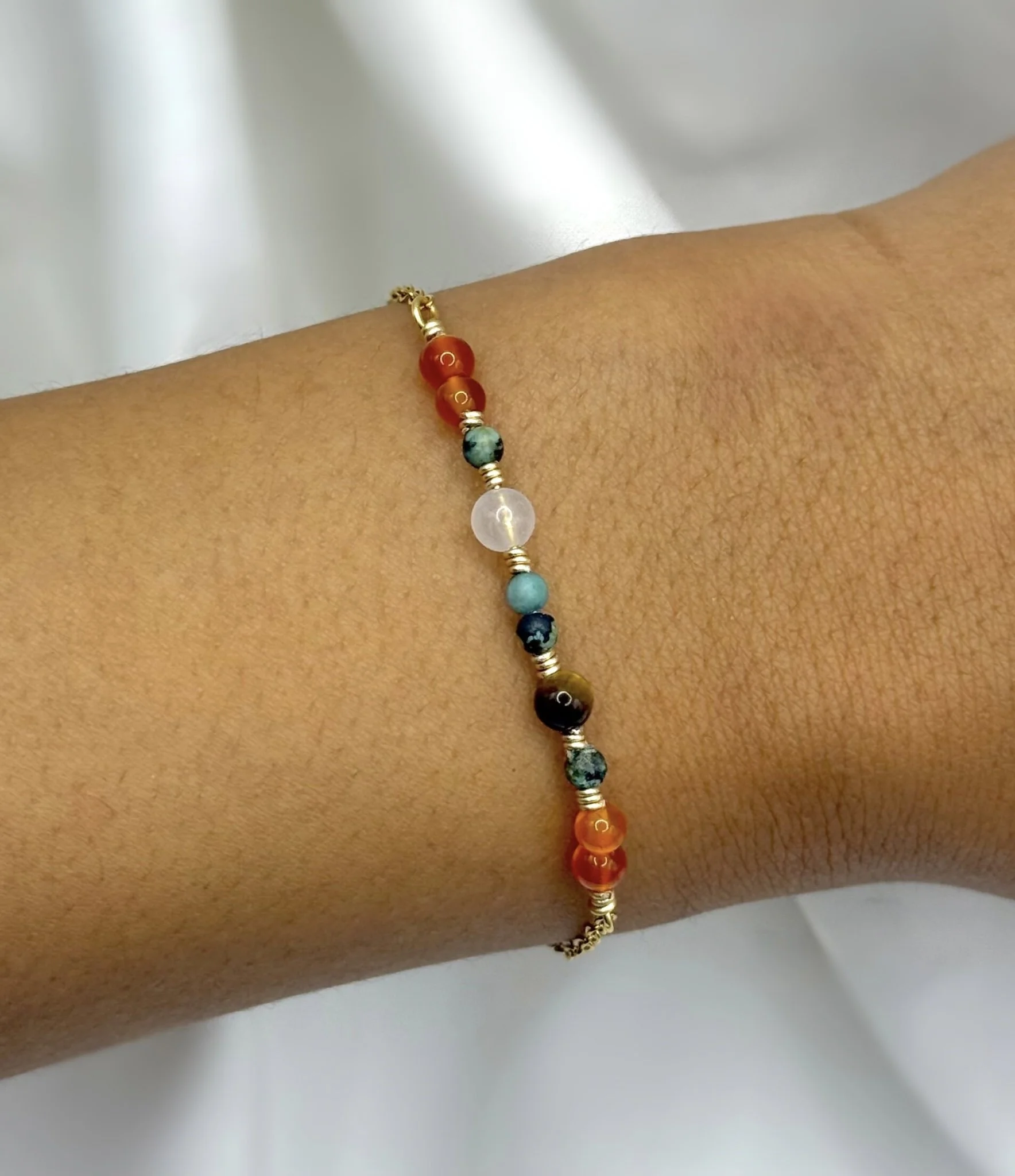 The Confidence & Emotional Balance Crystal Bracelet - Gold