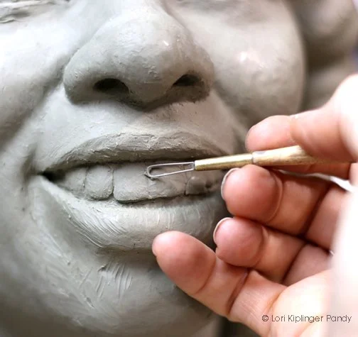 Sculpting teeth Fannie Mae Duncan ©Lori Kiplinger Pandy