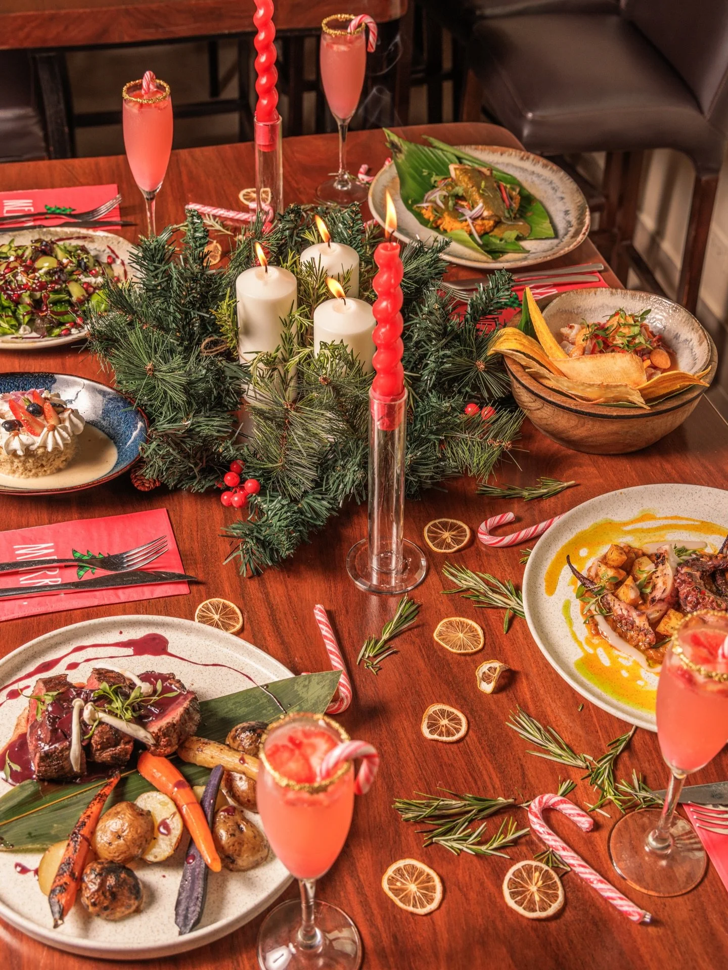 🎄✨ &iquest;Cena navide&ntilde;a en T&aacute;ntalo? &iexcl;S&iacute;! ✨🎄

Disfruta de tiempo de calidad con tus seres queridos ❤️

🍽️ Men&uacute; exquisito
📍 En el coraz&oacute;n de Casco Antiguo

Elige tu turno y vive una noche navide&ntilde;a &i