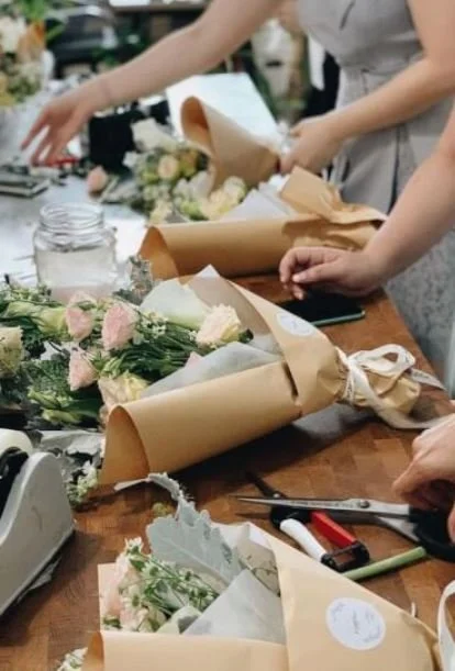 Purrs in Bloom:Build Your  Own Mini Flower Bouquet 🌸🐾