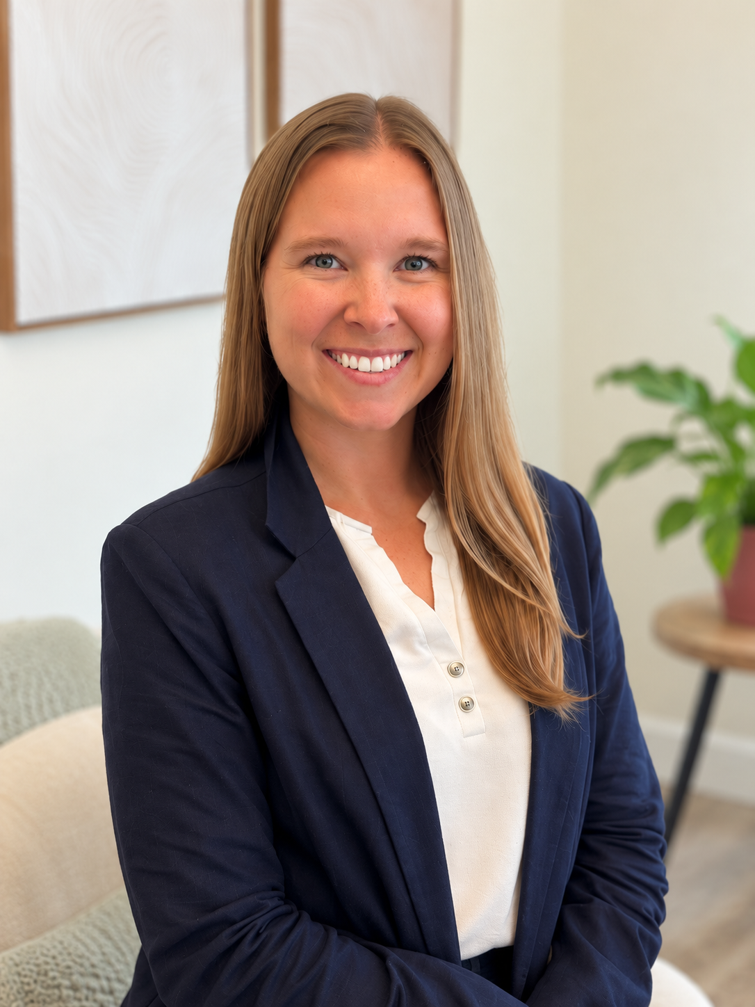 Samantha Bickham, LMHC, EMDR Certified Therapist at Calming Tides Counseling in Winter Park, FL.
