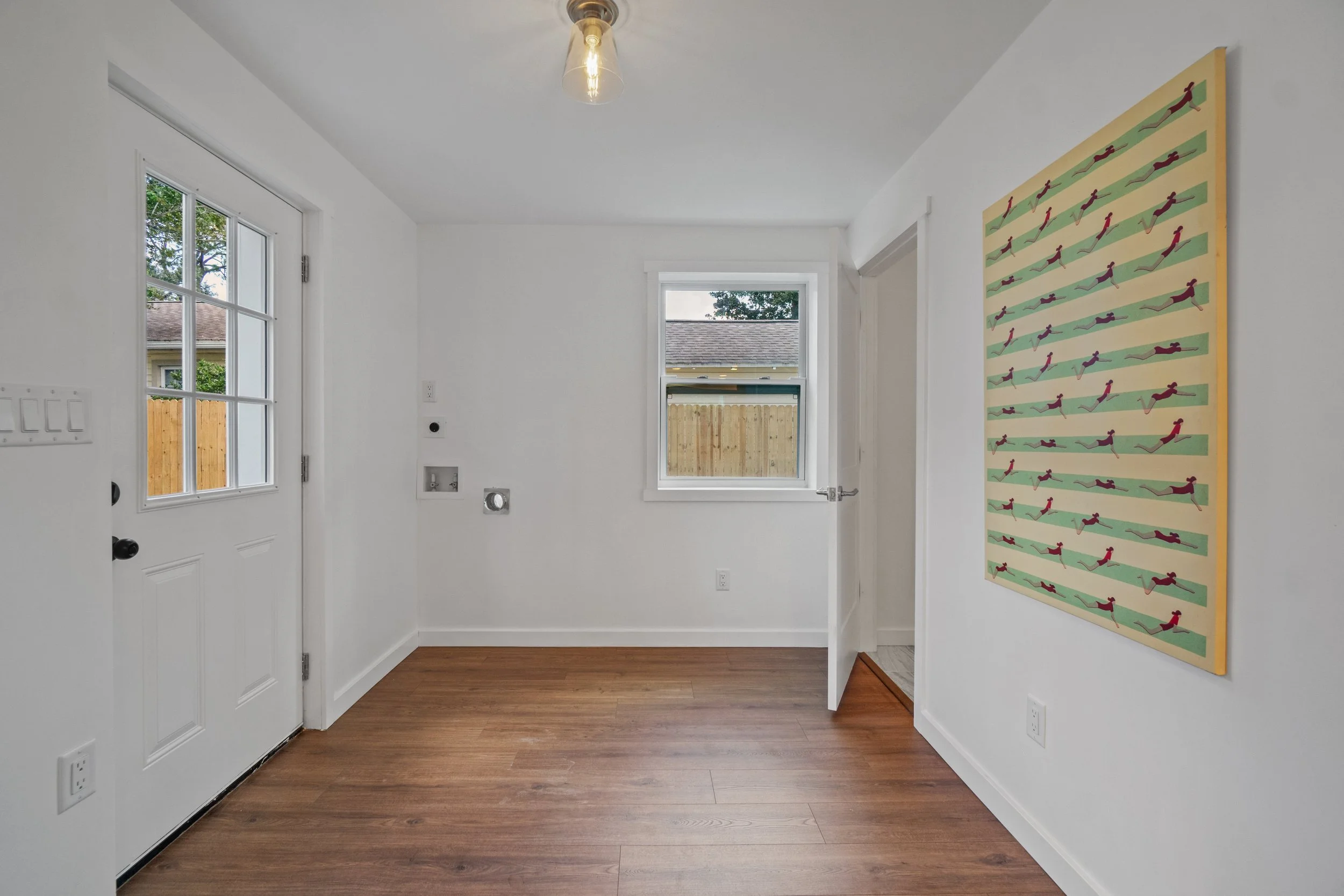 13 UTILITY AREA 1 NDP01107.jpg