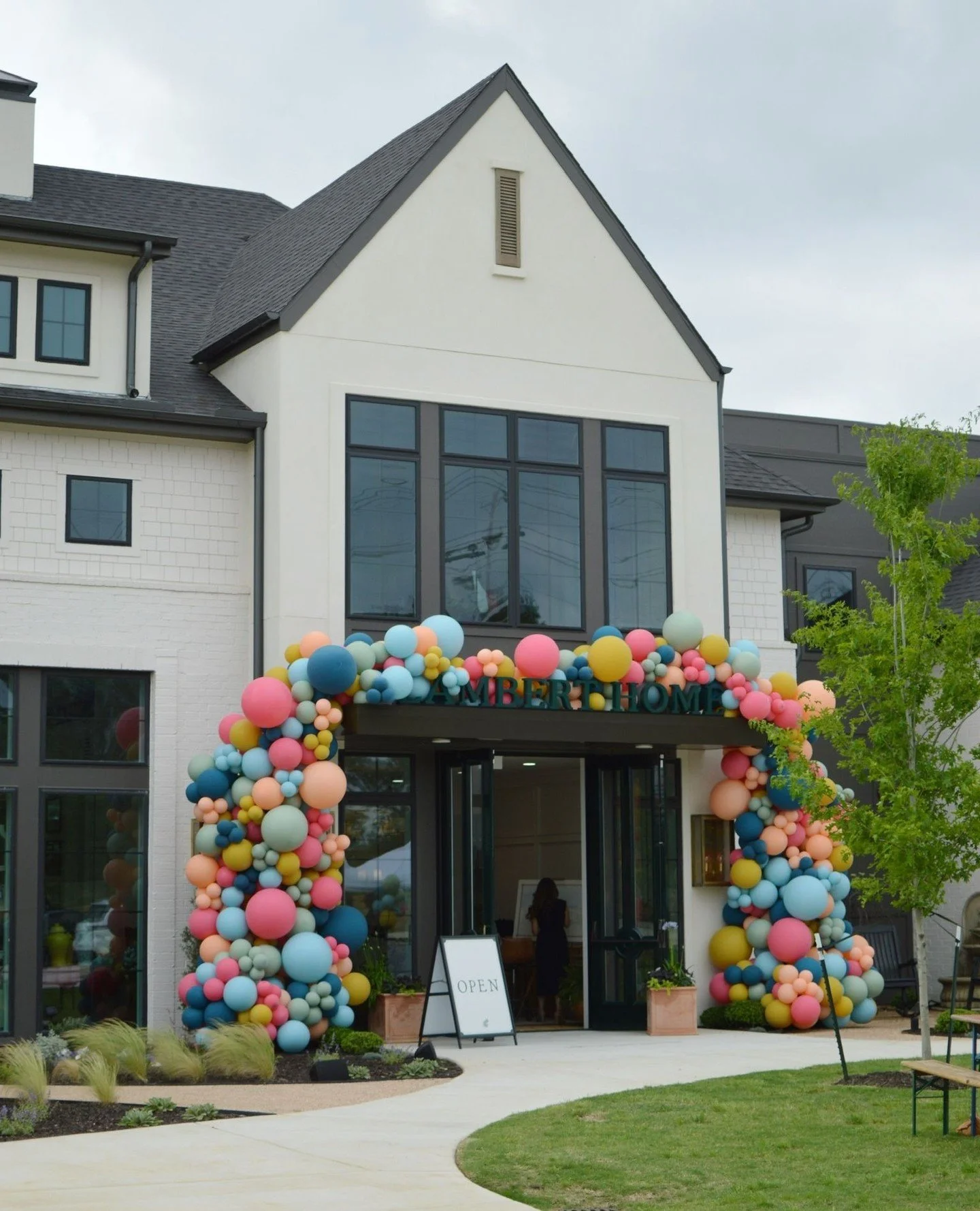 The 7 days post Grand Opening have been SO sweet! We have had an absolute blast reminiscing on all of the things that made the party so special, including each one of you! ⁠
⁠
If you missed it, or want to take a moment to reminisce with us, Katie has