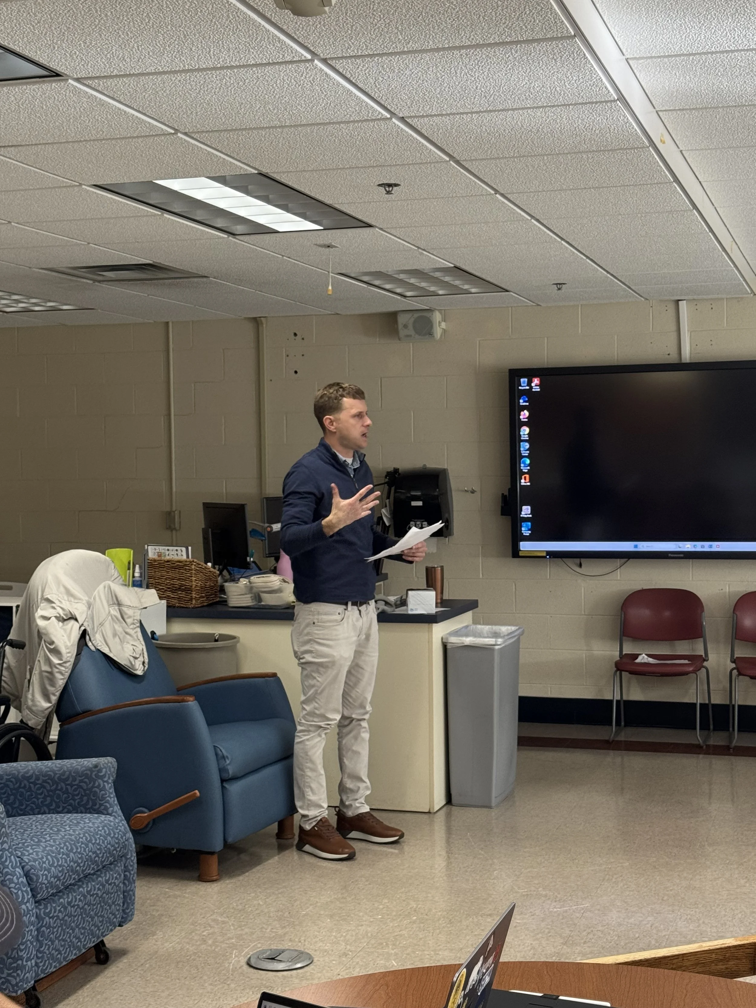 Speaking to a college class at The University of Toledo