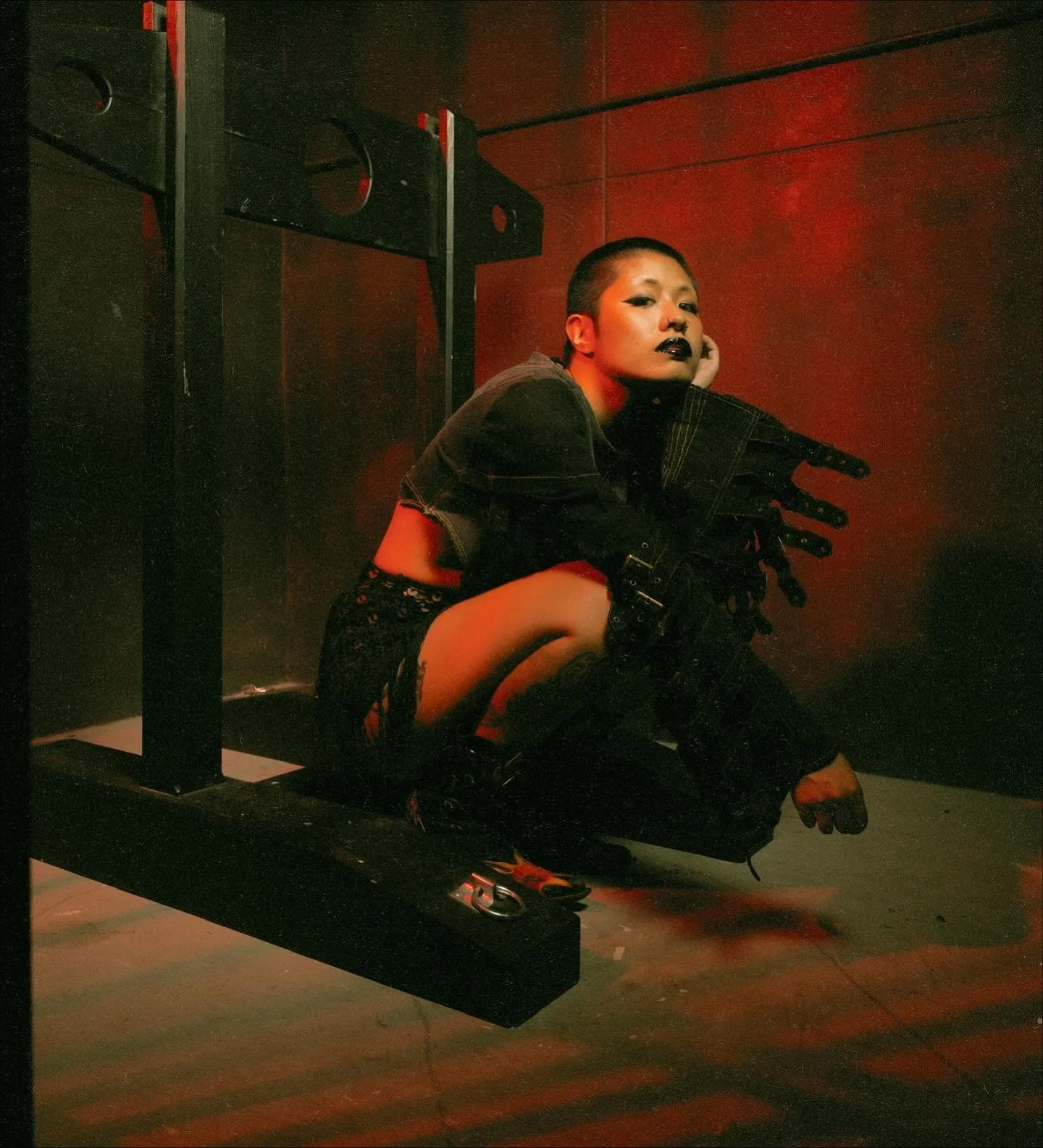 Tomorrow is the 🅒🅛🅞🅢🅘🅝🅖 🅟🅐🅡🅣🅨 for 𝓥𝓮𝓷𝓾𝓼 𝓐𝓭𝓸𝓻𝓷! 
Here is your last chance to experience the personalized scents made by @venus_invictus that match each unique design by 4 artists - @crush.studio, @roach_world, @ruin_studios and @