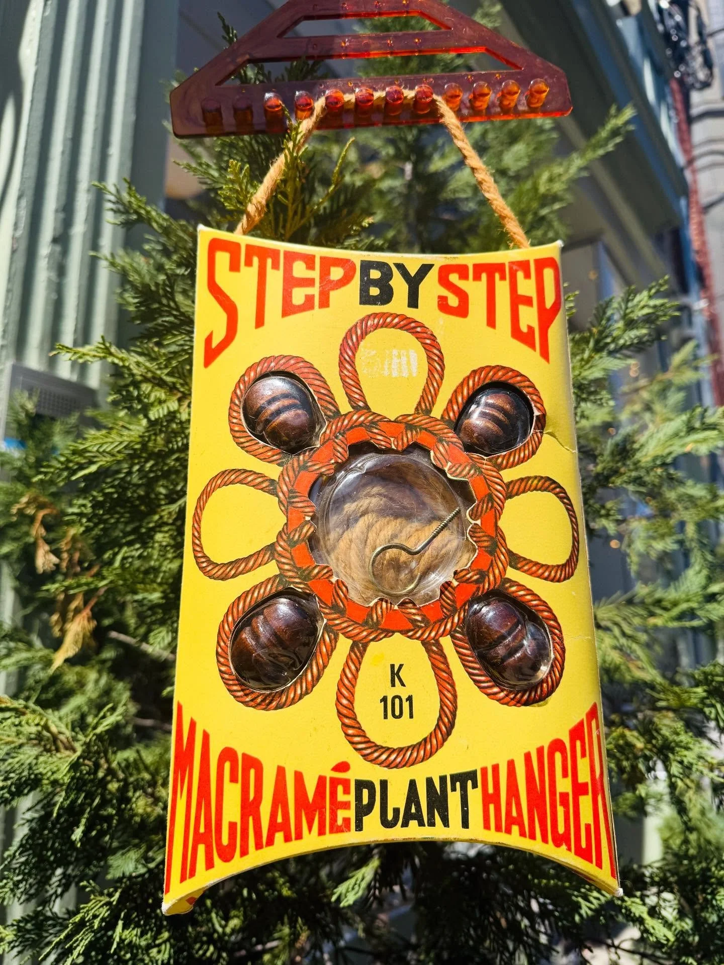 @sohiovintage is back from Ohio with a fresh kick of spring items ☄️