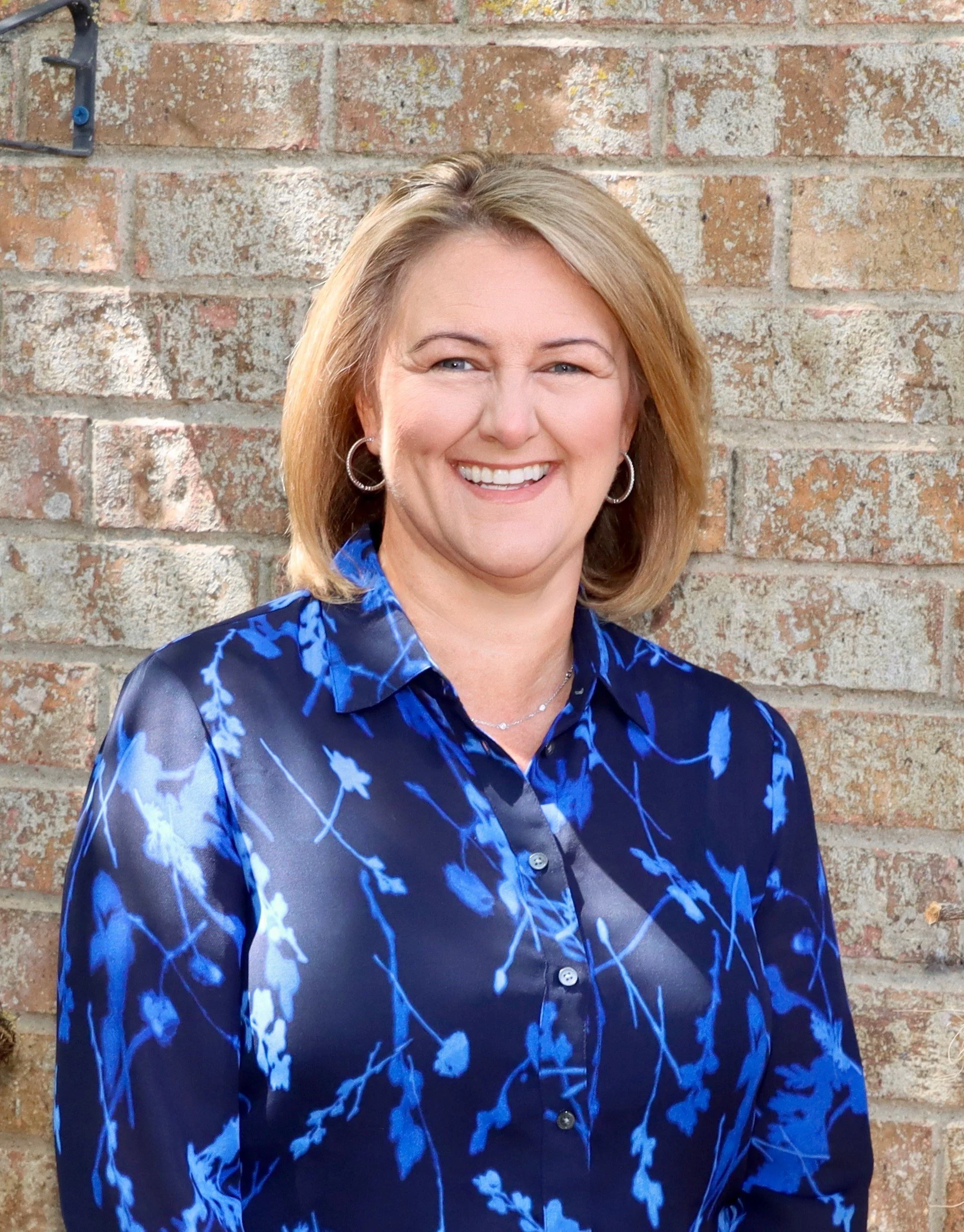 A Lowenstein Headshot_Winnetka.jpeg