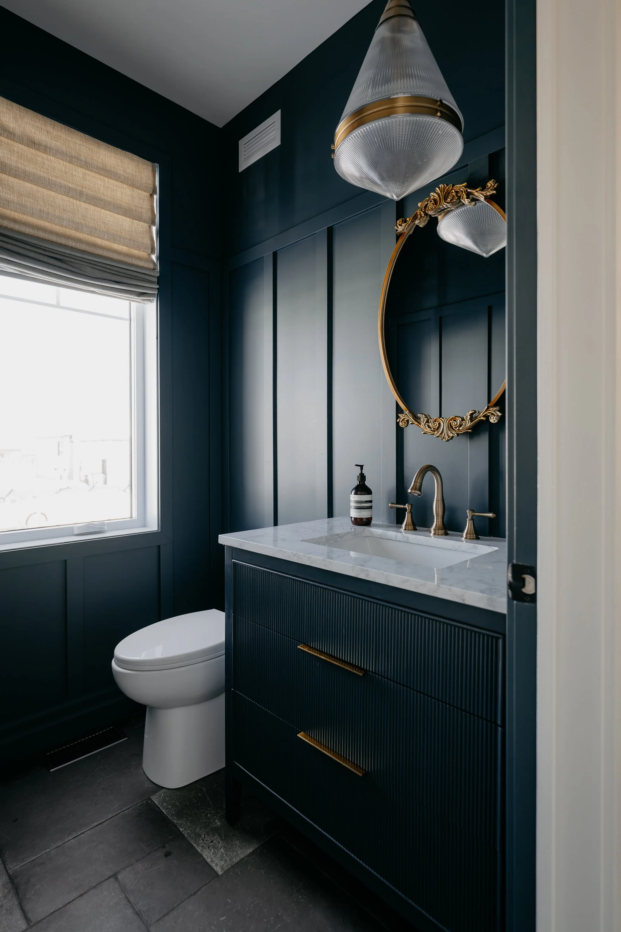 Construction Marc Beaulieu-salle d'eau-luminaire.JPG