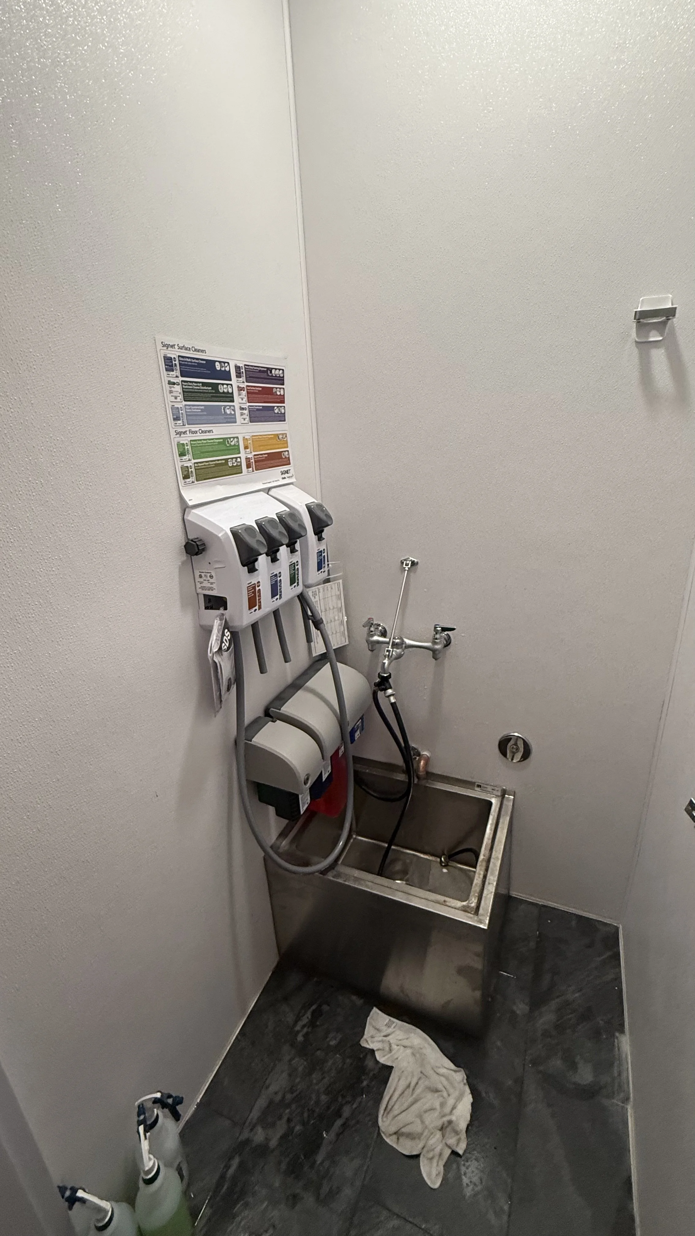 Lavatory Closet