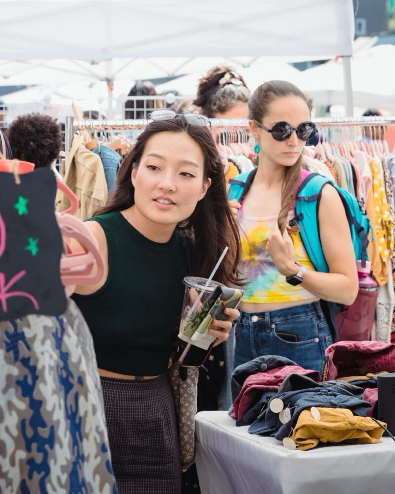 TODAY IN HAYES VALLEY, SF 🌞
.
Come spend the perfect spring Sunday supporting local makers, finding that special item that ✨sparks joy✨ and exploring the small business + culinary scene of a beloved SF neighborhood! 🛍️🎶🏡🍱❤️🌁
.
Join us for HEAD 