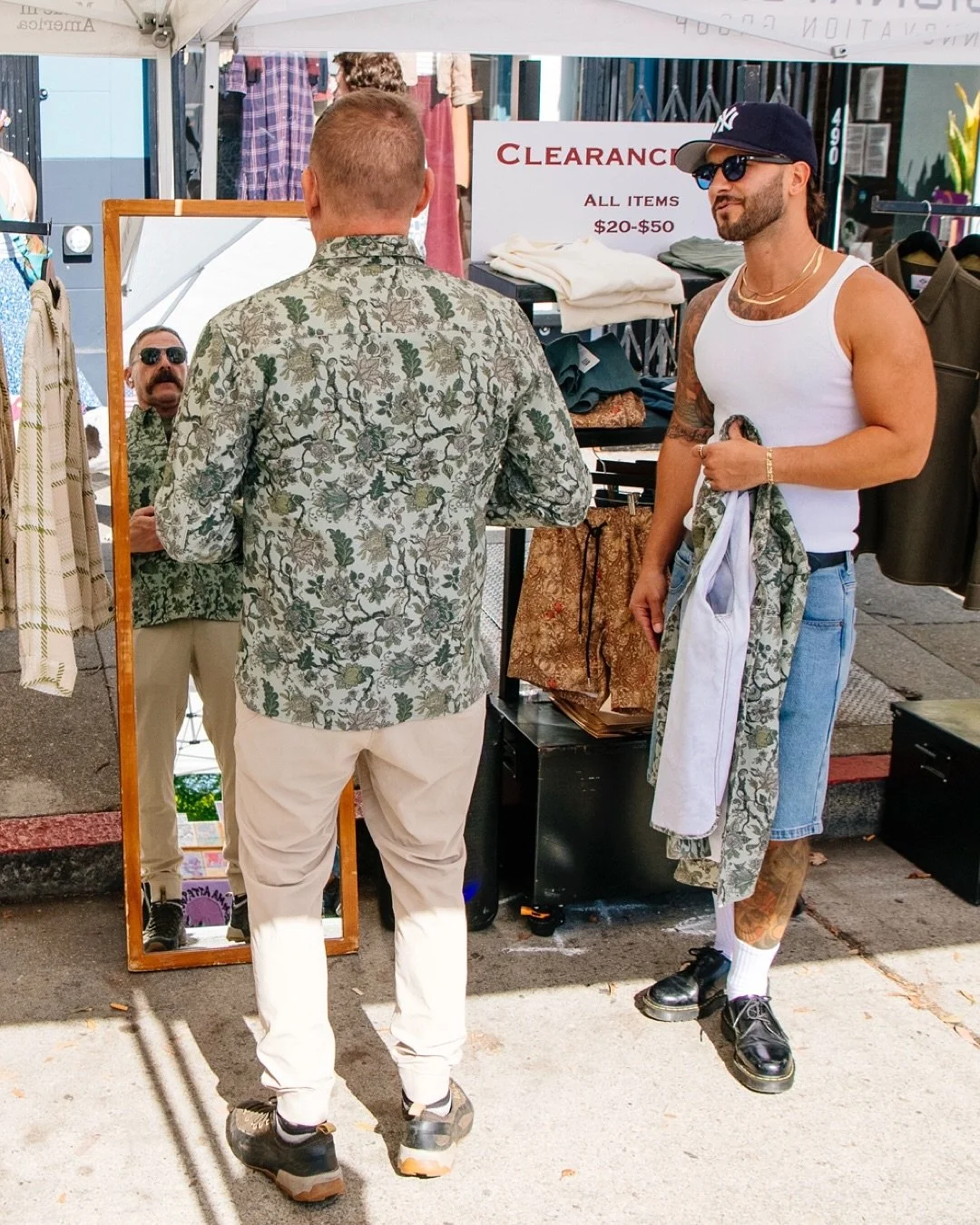 We πππ seeing our HEAD WEST family in their ELEMENT!
.
At every HEAD WEST Marketplace, we get to meet or reconnect with talented Makers, Merchants, Crafters, Designers and Artists who go that extra mile to bring joy, kindness, and creativity into