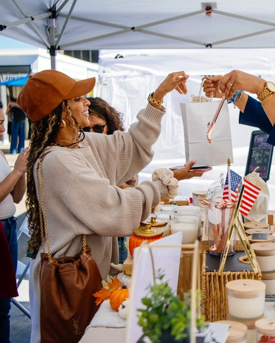 Hey SAN FRANCISCO! We&rsquo;ve got your Sunday plans right here ⬇️
.
JOIN US &mdash; with your friends, family, and fur babies &mdash; This Sunday, November 2nd from 11a - 4p on the @ferrybuilding back plaza! ⛴️🌁
.
We&rsquo;re bringing the local Mak