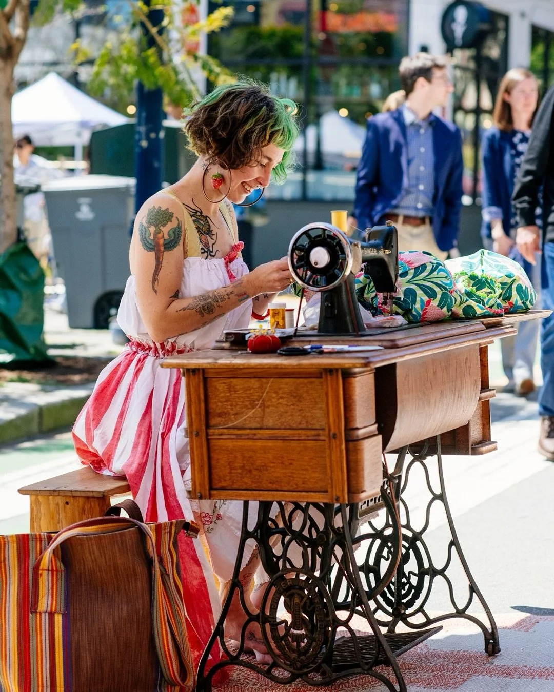 ✨HEAD WEST at HAYES VALLEY, SAN FRANCISCO✨
.
Join us on seasonal 2nd Sundays of the month in @explorehayesvalley for 4 Marketplace dates in 2026, including our very first September + November dates here in the heart of SF 🤩

🌞Sunday, April 12th - S