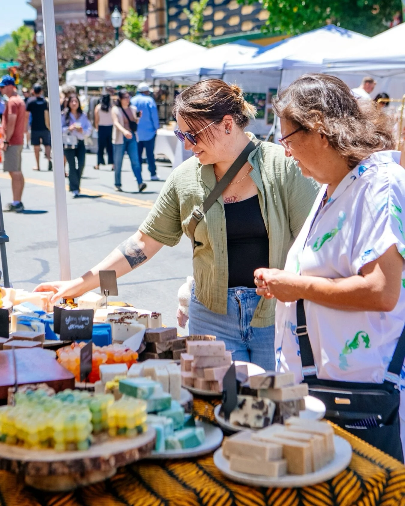 TODAY&rsquo;S THE DAY! 🌞

Grab a friend and JOIN US here in beautiful downtown Walnut Creek @walnutcreekdowntown TODAY, March 8th from now until 5pm! 🤩
.
📍Find us all along both sides of N. MAIN STREET, from Bonanza Street to Mt. Diablo Blvd
.
We&