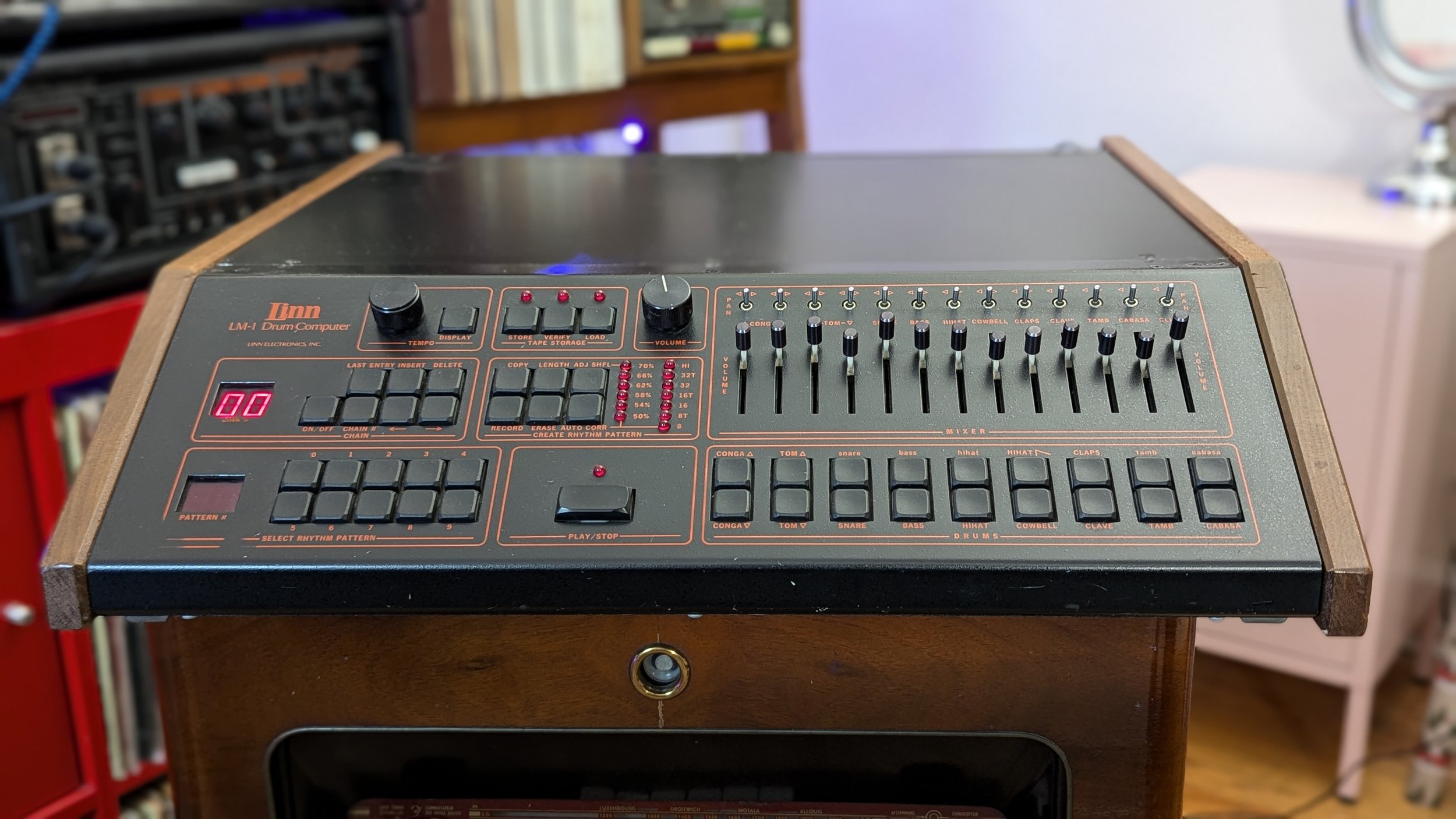 Image of a Linn LM-1 at the Nostalgic Explorer Studio