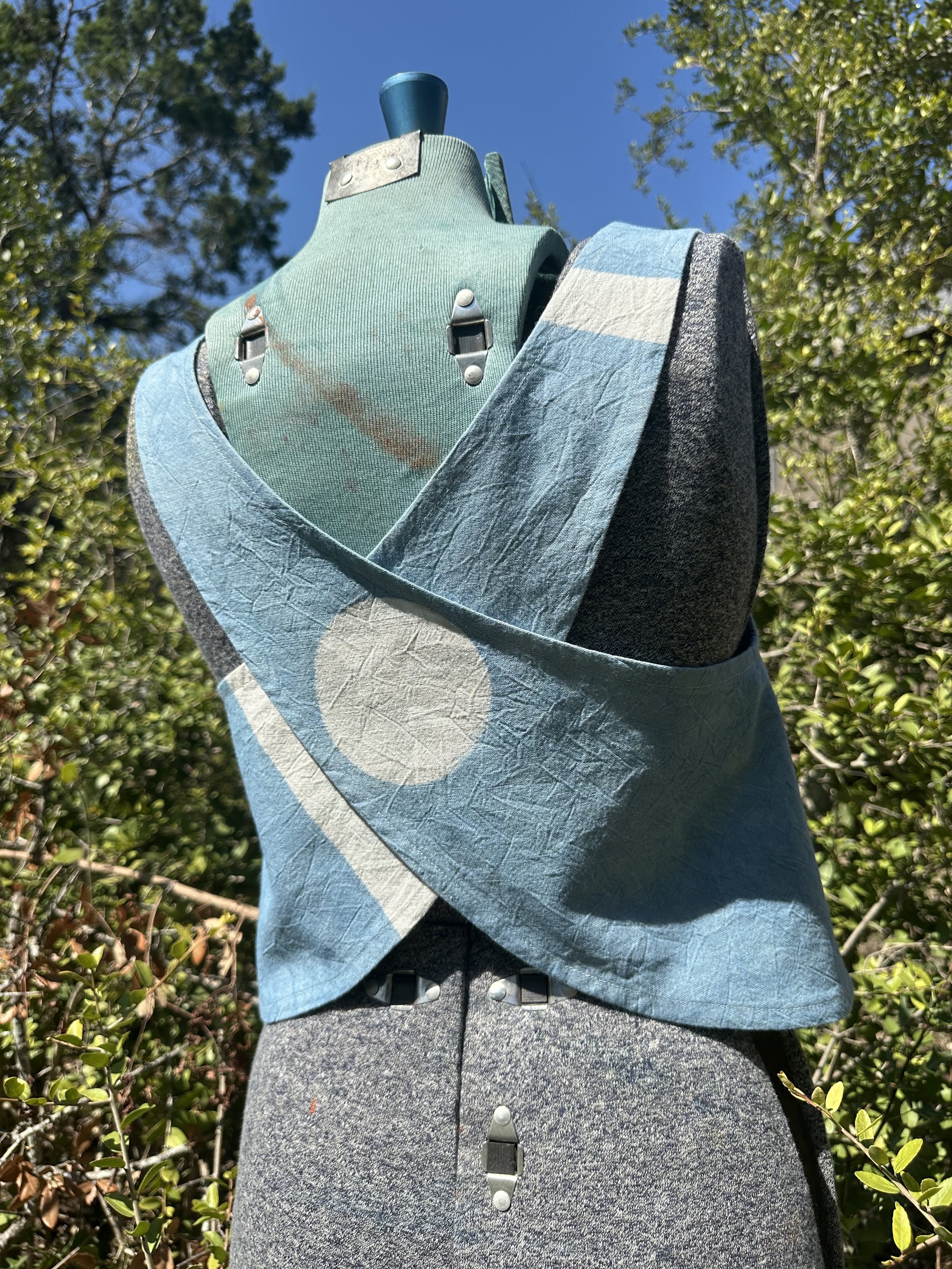 Wrap Shirt Back Light Pattern Web.jpg