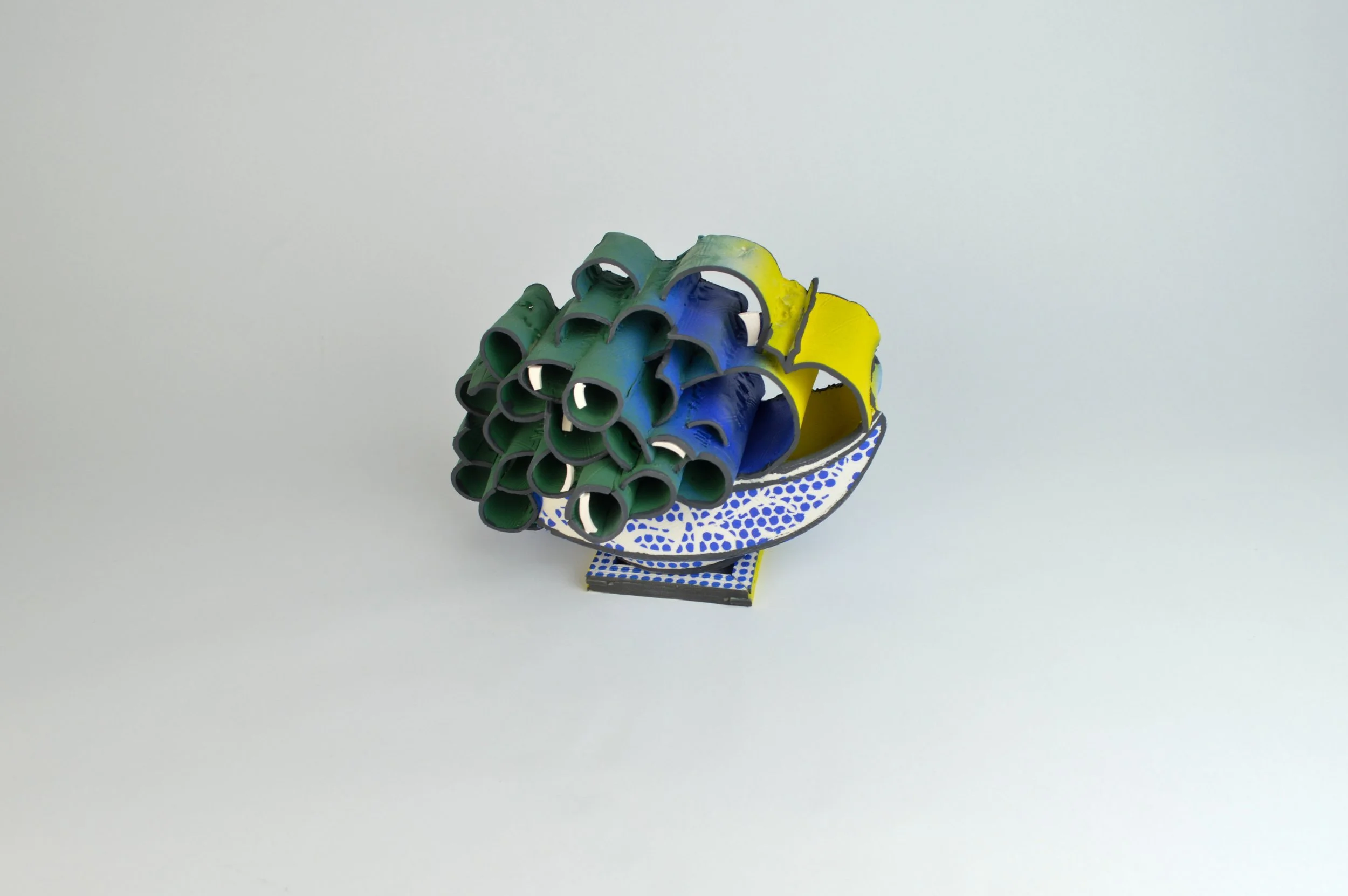 Still+Life+in+“Still+Life+with+Plums”+by+Roy+Lichtenstein-6.jpg