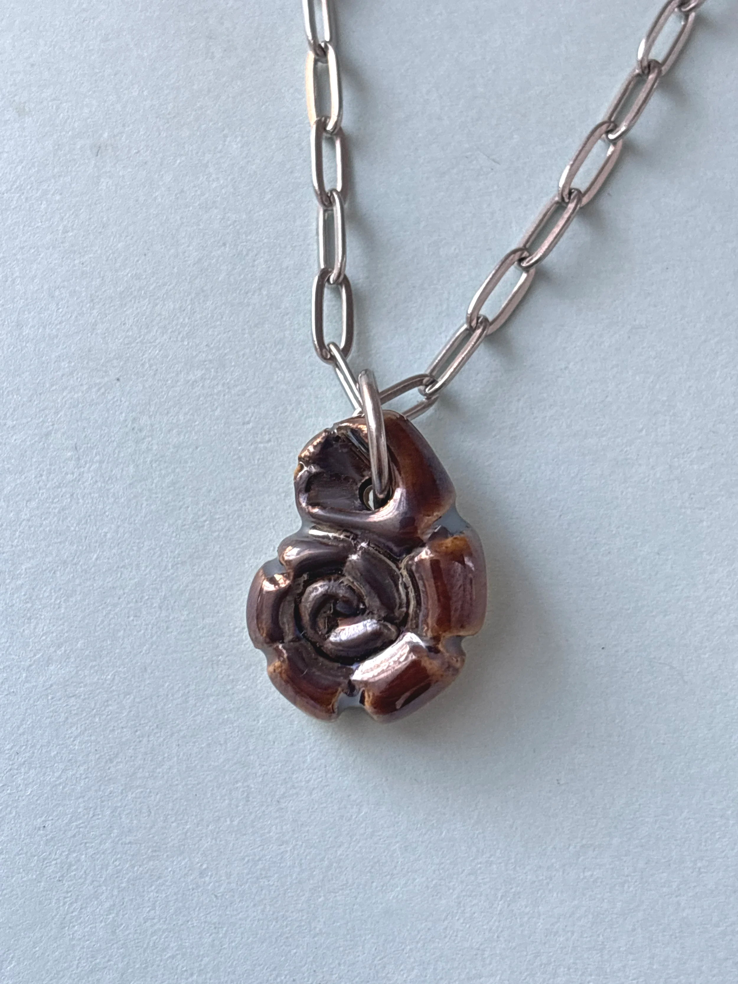 spiral shell pendant 1 (.7")
